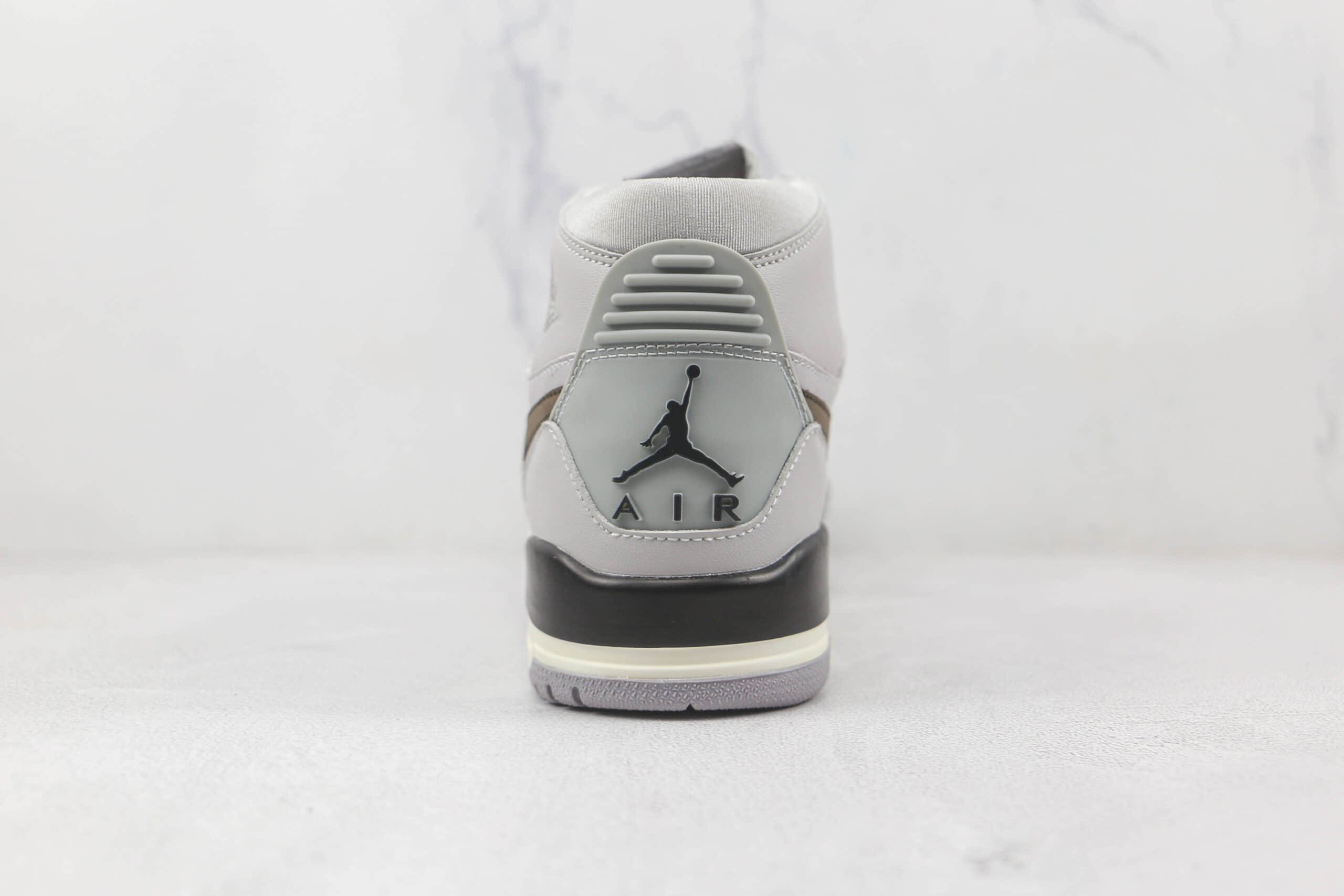 乔丹Air Jordan Legacy 312纯原版本高帮AJ312灰色篮球鞋原盒原标 货号：AT4040-002