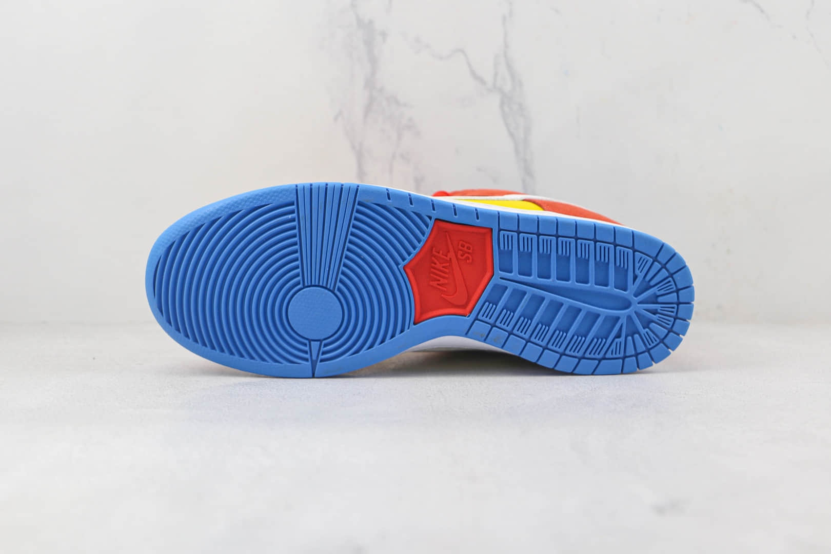 耐克Nike SB Dunk Low Pro纯原版本低帮SB DUNK辛普森黄橙色板鞋内置气垫 货号：BQ6817-602