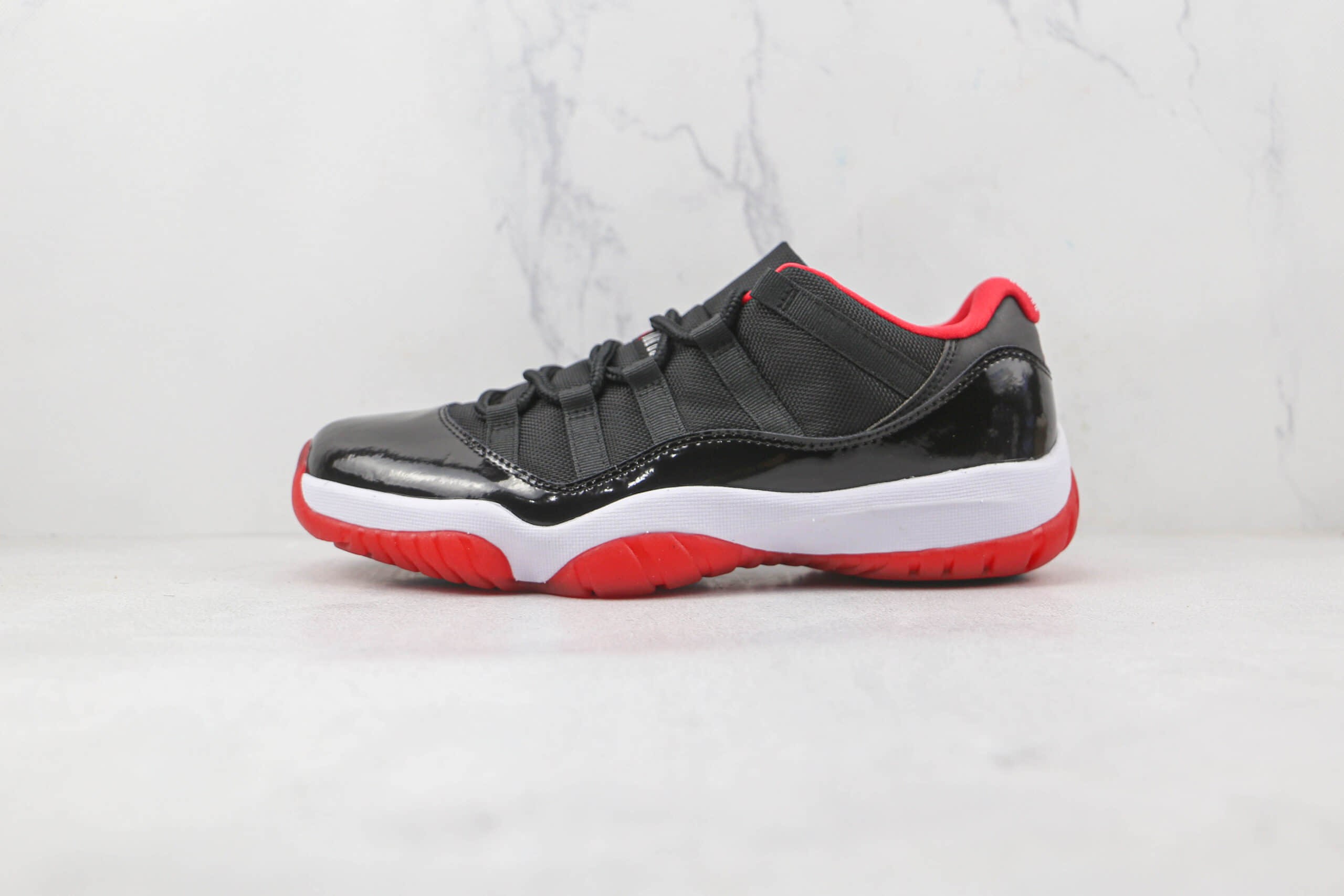 乔丹Air Jordan 11 Low Bred纯原版本低帮AJ11黑红篮球鞋原楦头纸板打造支持实战 货号：528896-012