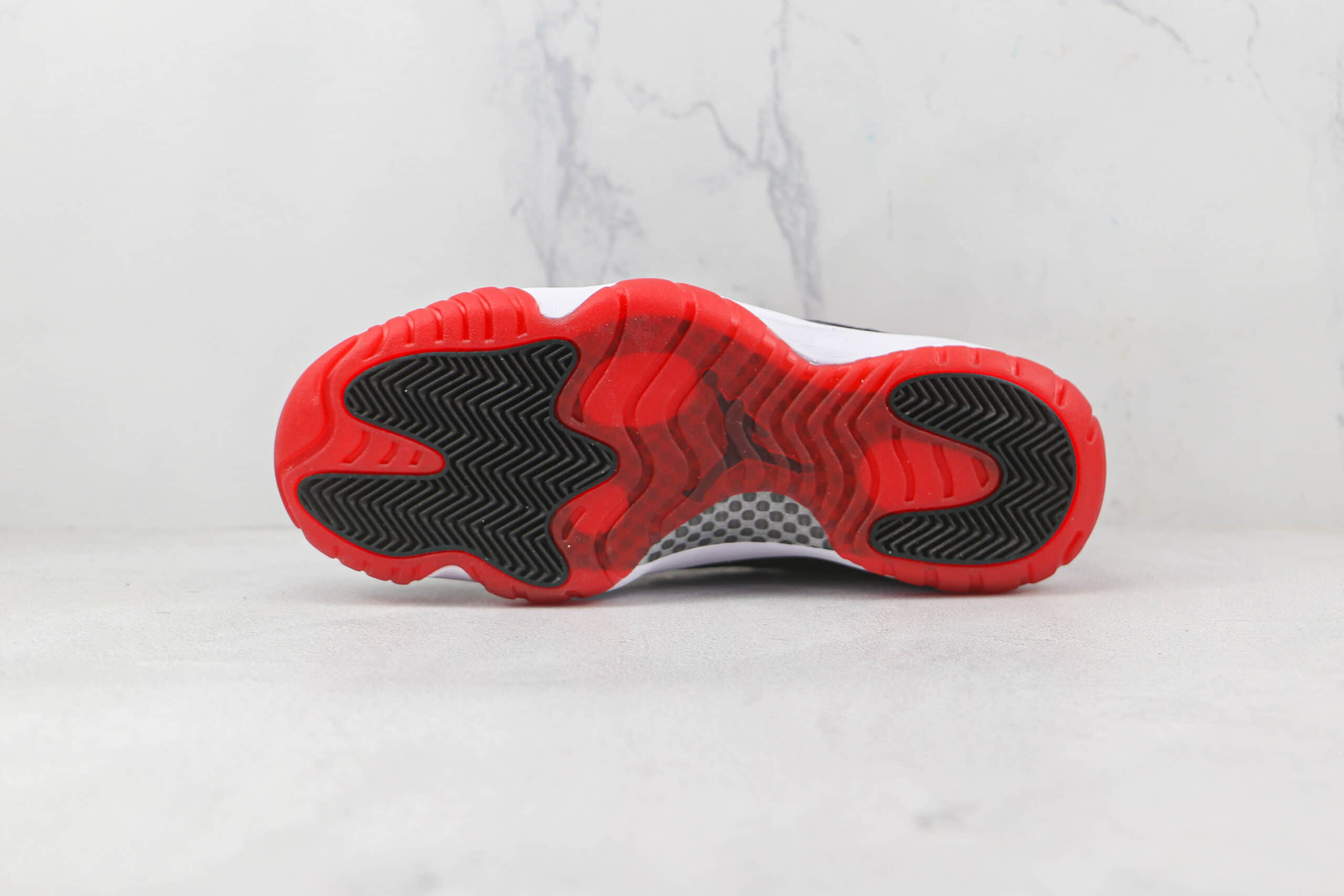 乔丹Air Jordan 11 Low Bred纯原版本低帮AJ11黑红篮球鞋原楦头纸板打造支持实战 货号：528896-012