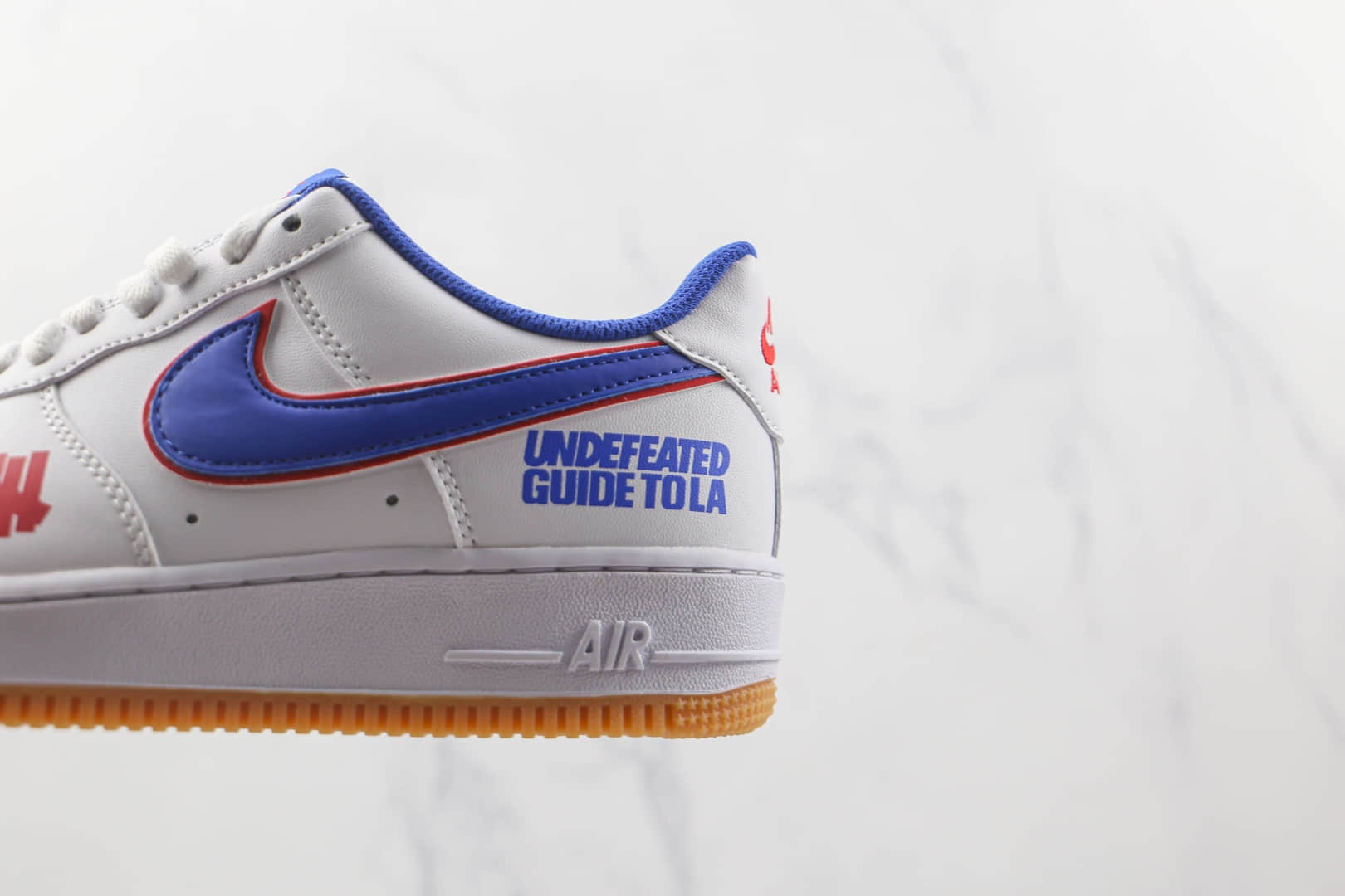 耐克Nike Air Force 1’07 Low x Undefeated联名款纯原版本低帮空军一号生胶底白蓝色板鞋内置气垫 货号：DM8461-100