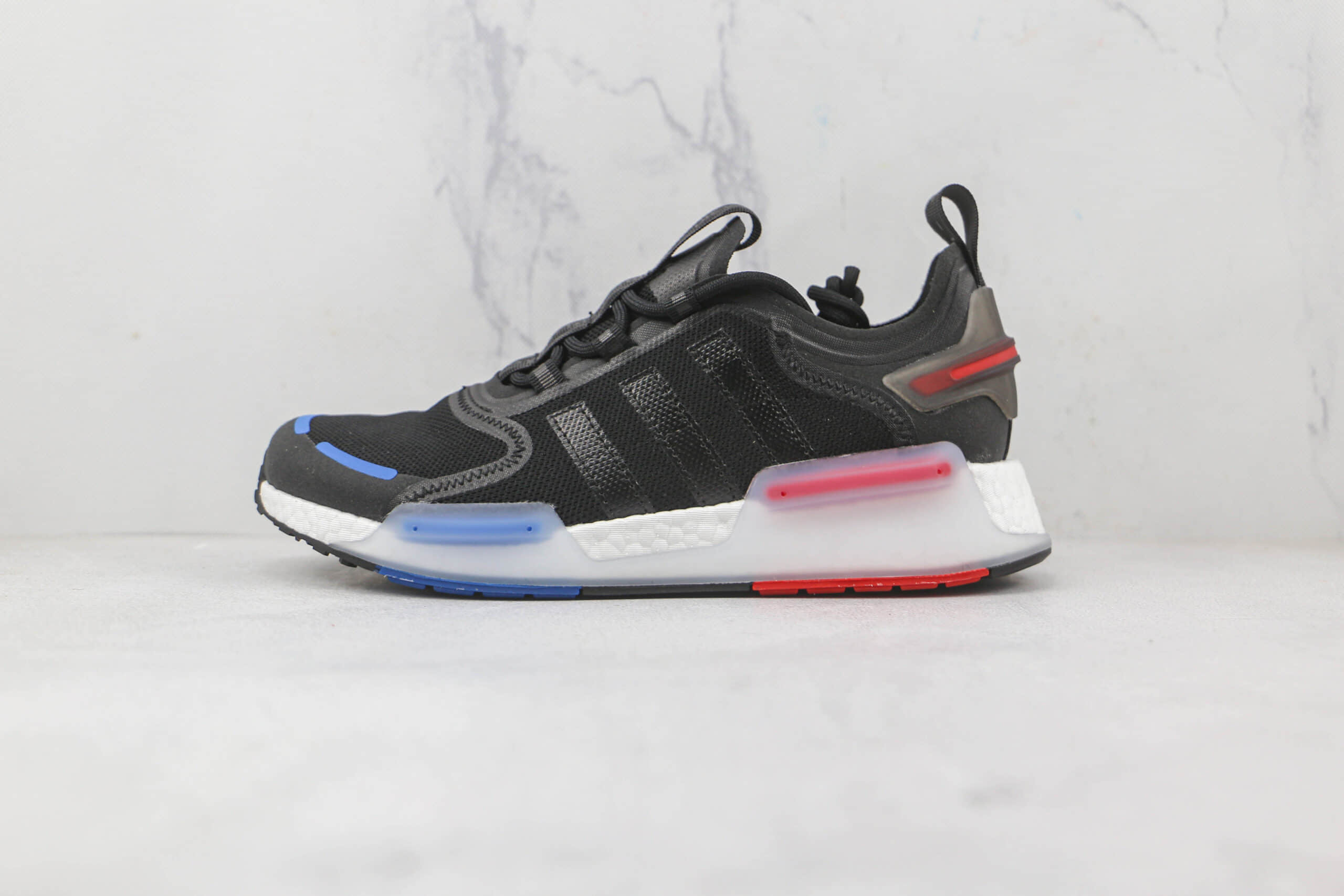 阿迪达斯Adidas Originals NMDV3纯原版本黑蓝红色爆米花跑鞋原楦头纸板打造 货号：GX3378