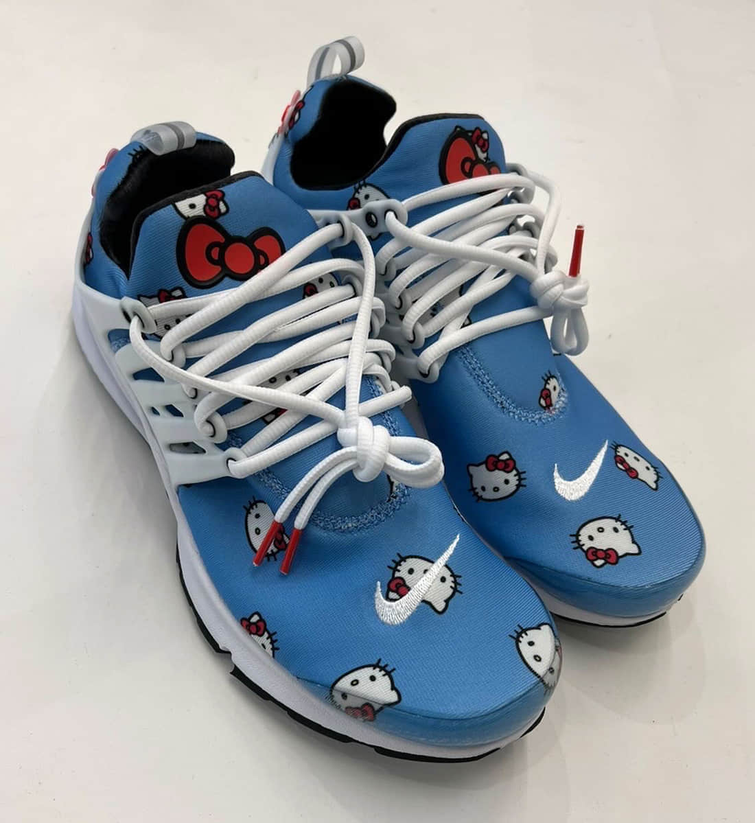 超稀有天价联名回归！全新Hello Kitty x Nike下月登场！ 货号：DV3770-400