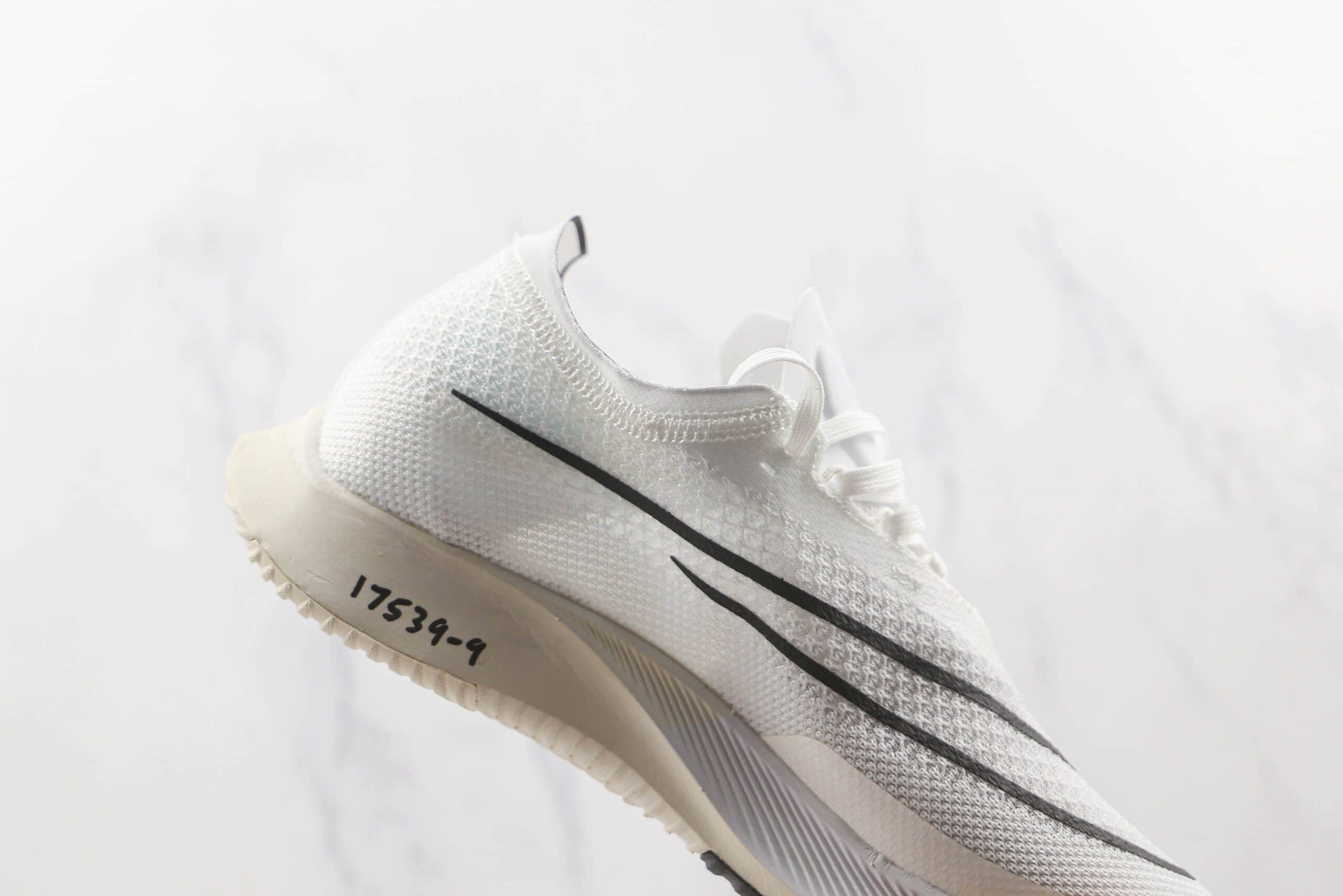 耐克Nike ZoomX streakfly proto纯原版本破2系列白黑色马拉松缓震跑鞋原盒原标 货号：DH9275-100