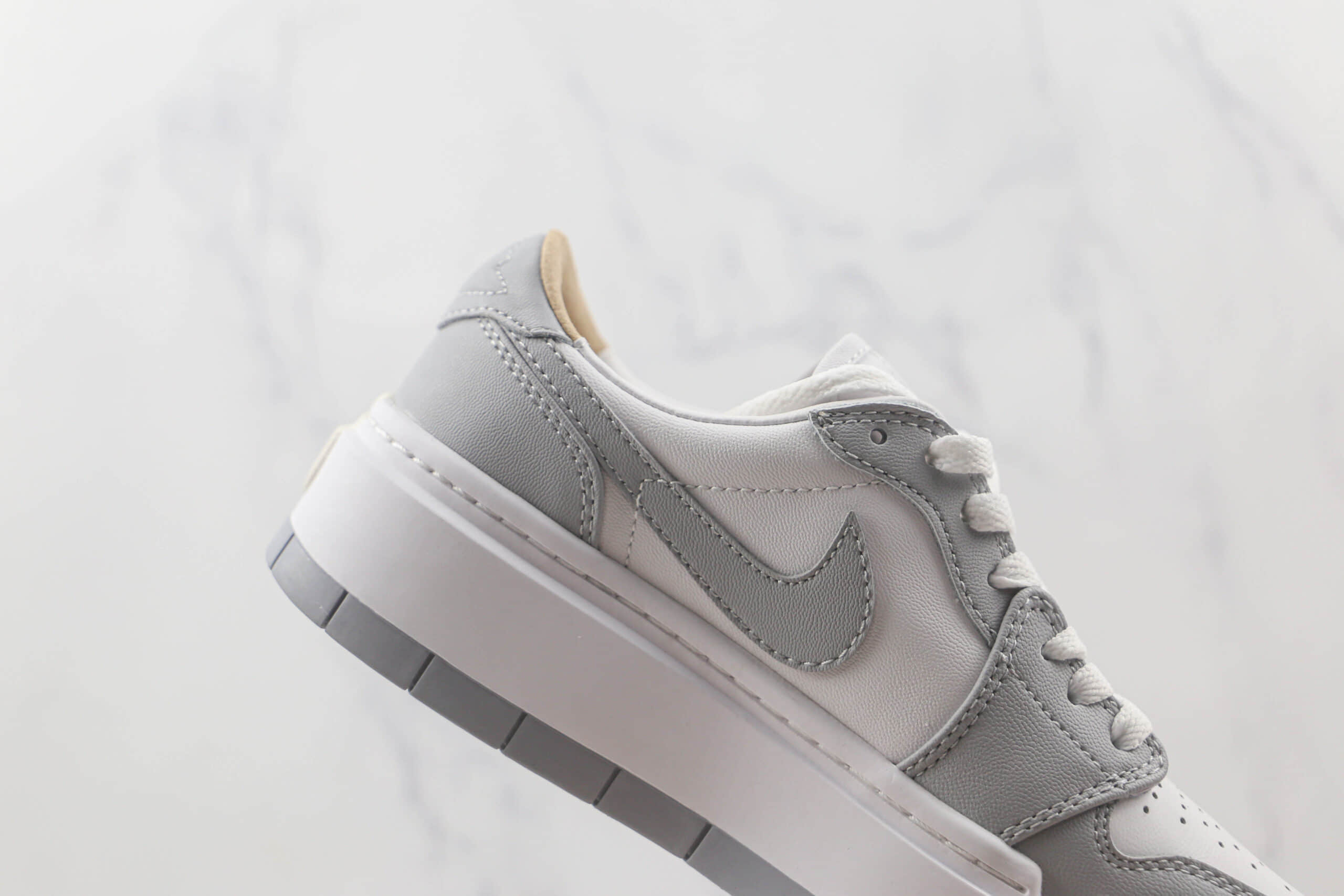 乔丹Air Jordan 1 Elevate Low SE Wolf Grey纯原版本低帮AJ1厚底烟灰板鞋原档案数据开发 货号：DH7004-100
