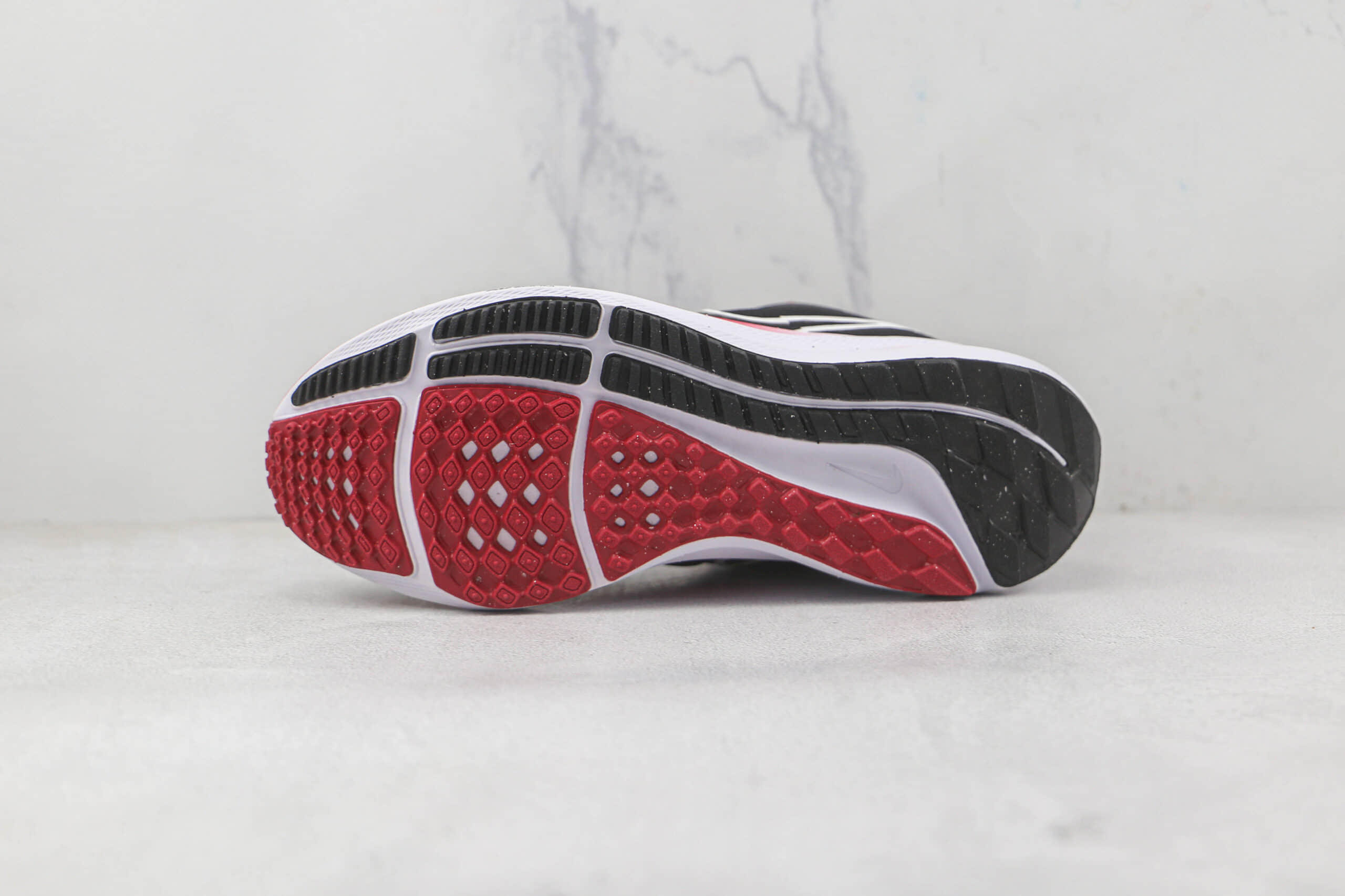耐克Nike Zoom Pegasus纯原版本飞马39代黑红色慢跑鞋原档案数据开发 货号：DQ7871-001