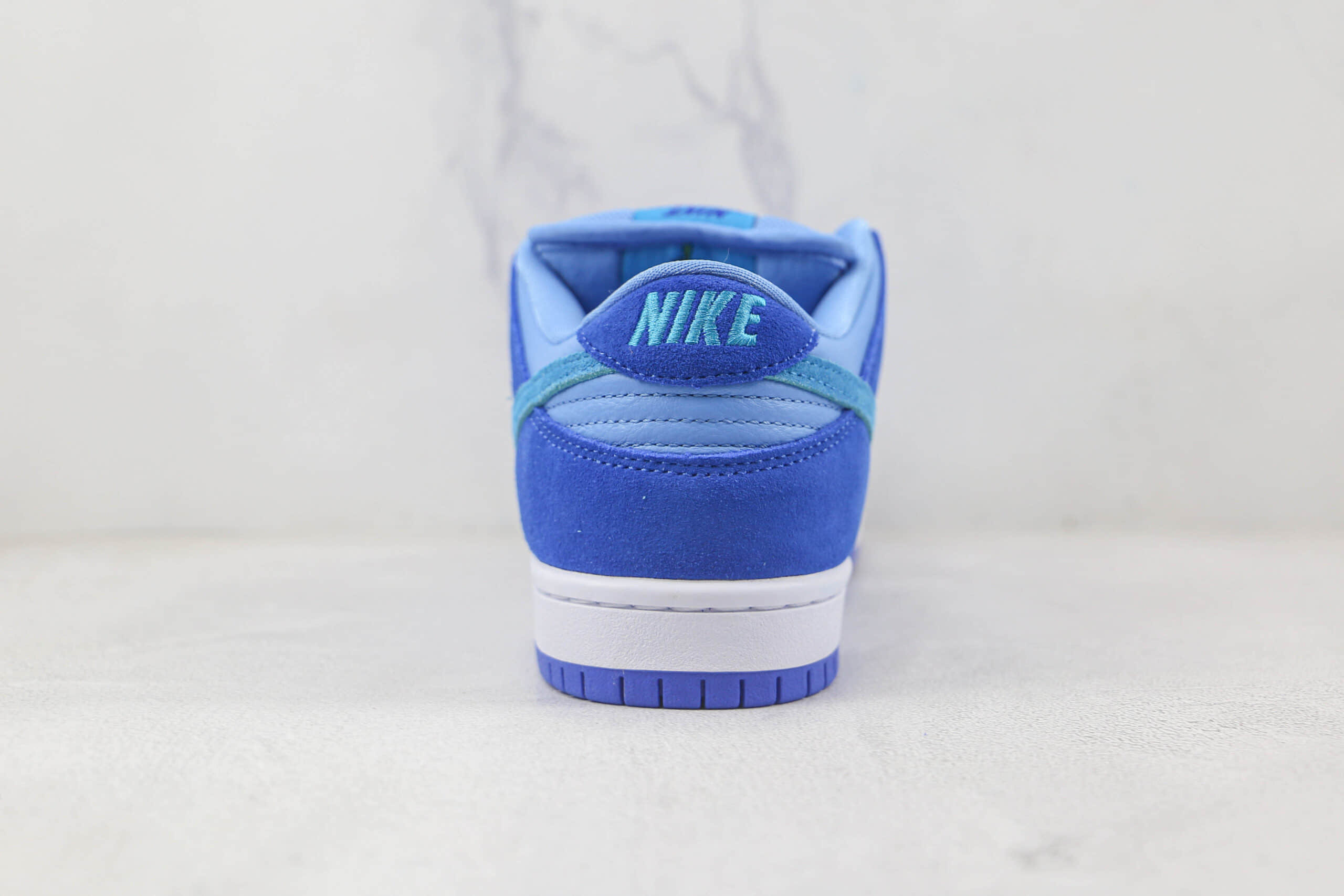 耐克Nike SB Dunk Low Blue Raspberry纯原版本低帮SB DUNK蓝树莓配色板鞋原楦头纸板打造 货号：DM0807-400