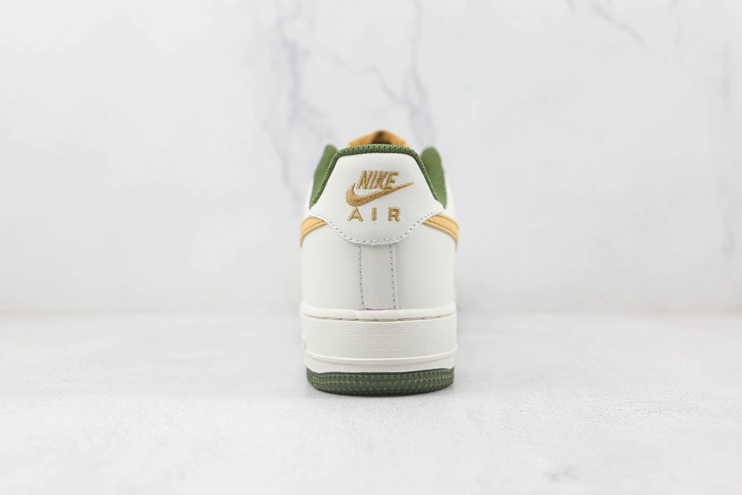 耐克Nike Air Force 1’07 Low纯原版本低帮空军一号白绿黄板鞋内置气垫 货号：LS9042-108