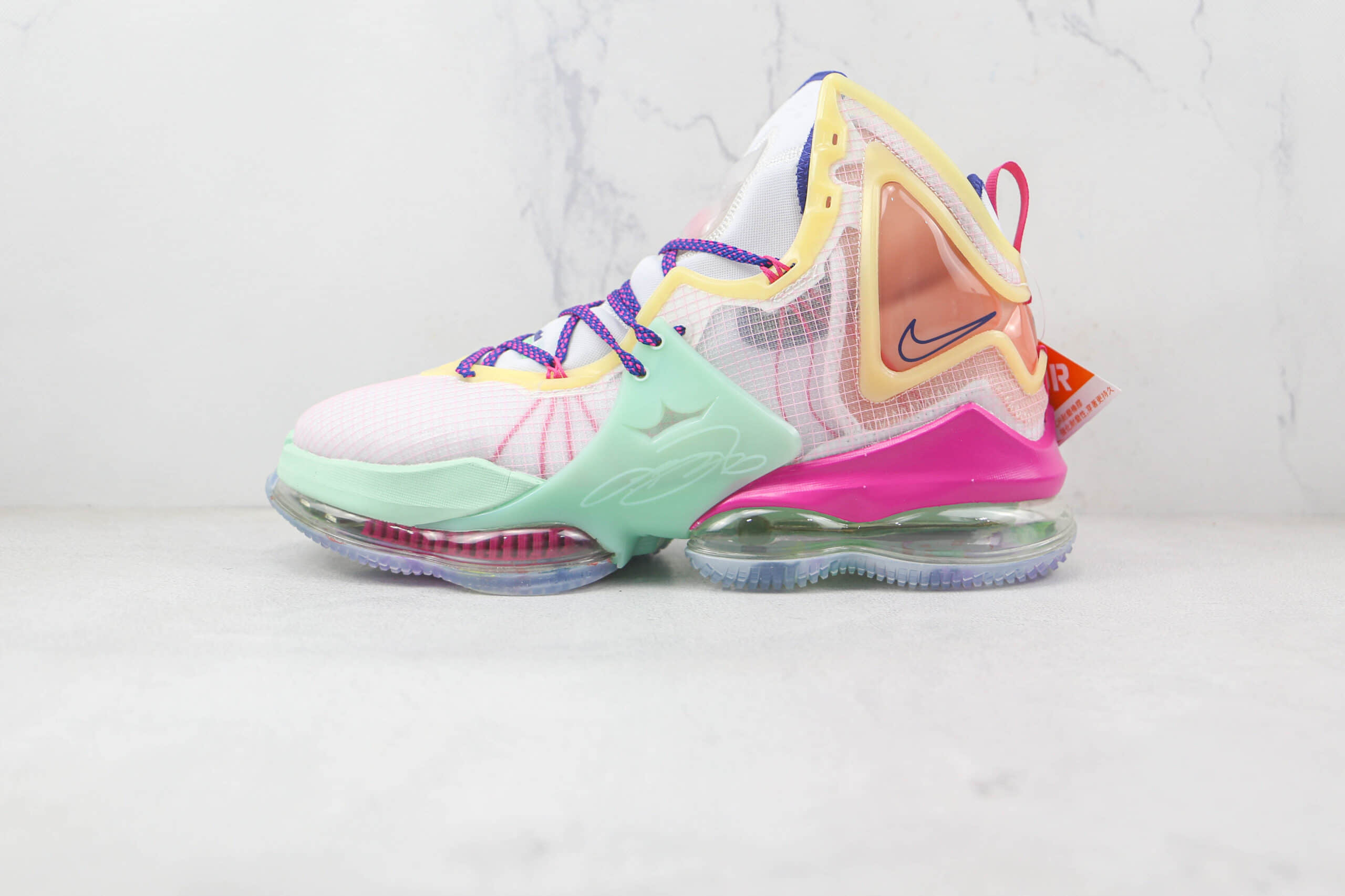 耐克Nike Lebron XIX EP纯原版本詹姆斯19代实战篮球鞋原档案数据开发 货号：DH8460-900