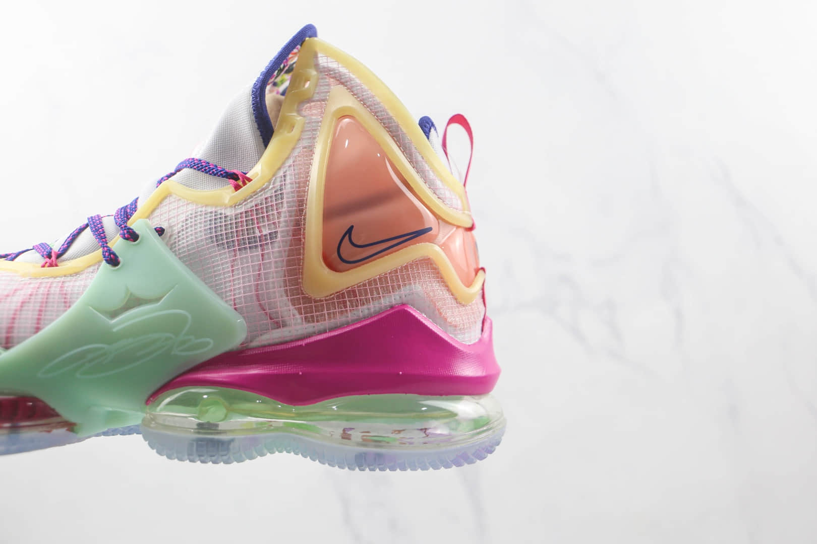 耐克Nike Lebron XIX EP纯原版本詹姆斯19代实战篮球鞋原档案数据开发 货号：DH8460-900