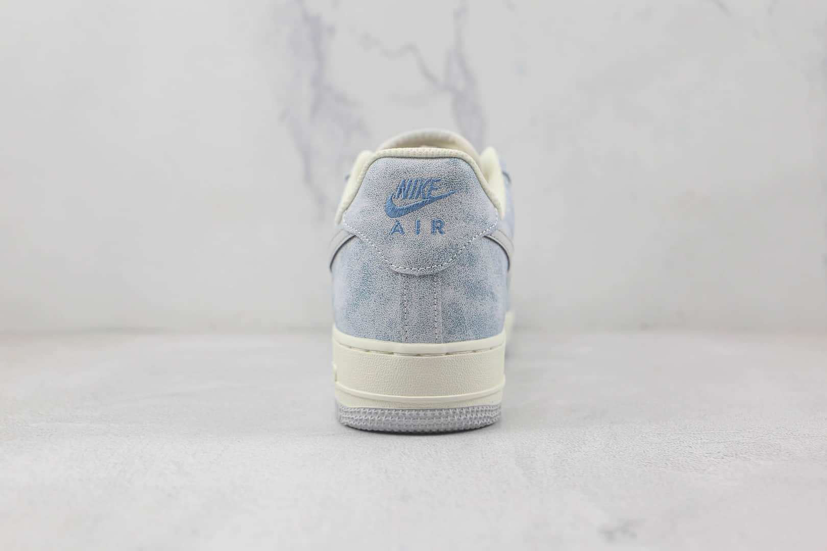 耐克Nike Air Force 1’07 Low纯原版本低帮空军一号迷雾蓝配色板鞋内置气垫 货号：CL5568-663