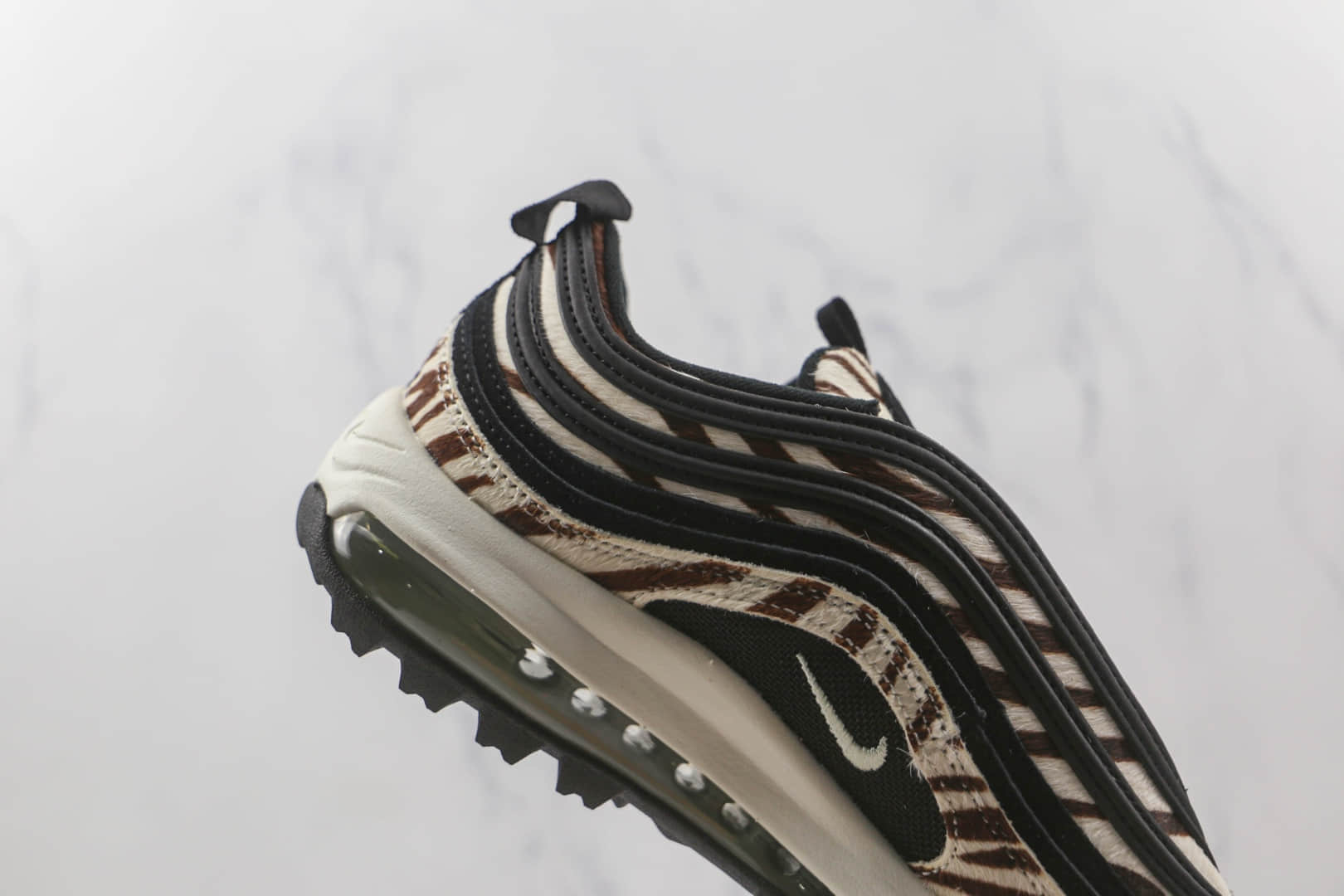 耐克Nike Air Max 97纯原版本黑斑马Max97高尔夫系列气垫鞋原楦头纸板打造 货号：DH1313-001