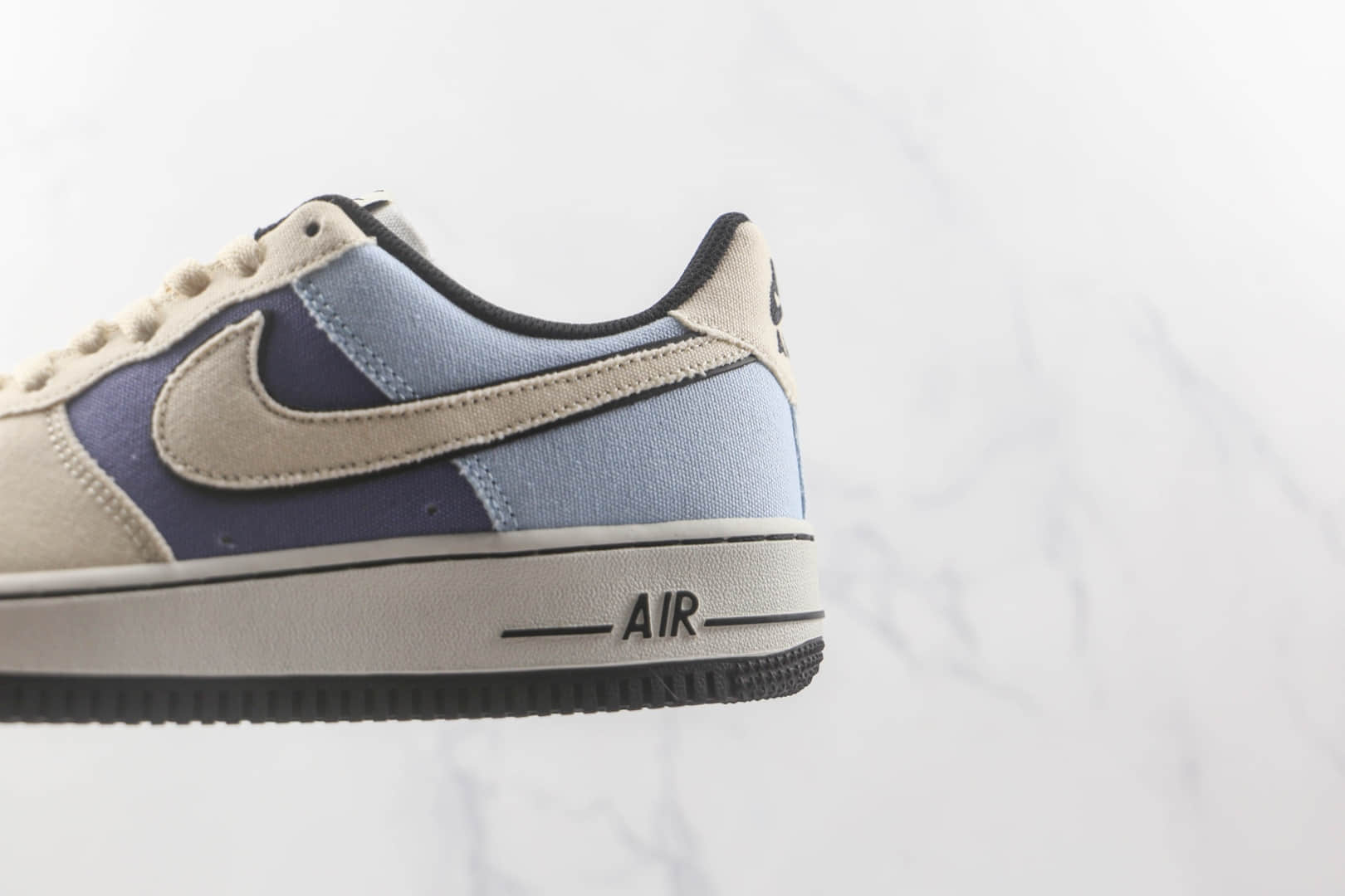 耐克Nike Air Force 1 07 Low纯原版本低帮空军一号白蓝色板鞋内置气垫 货号：315122-663