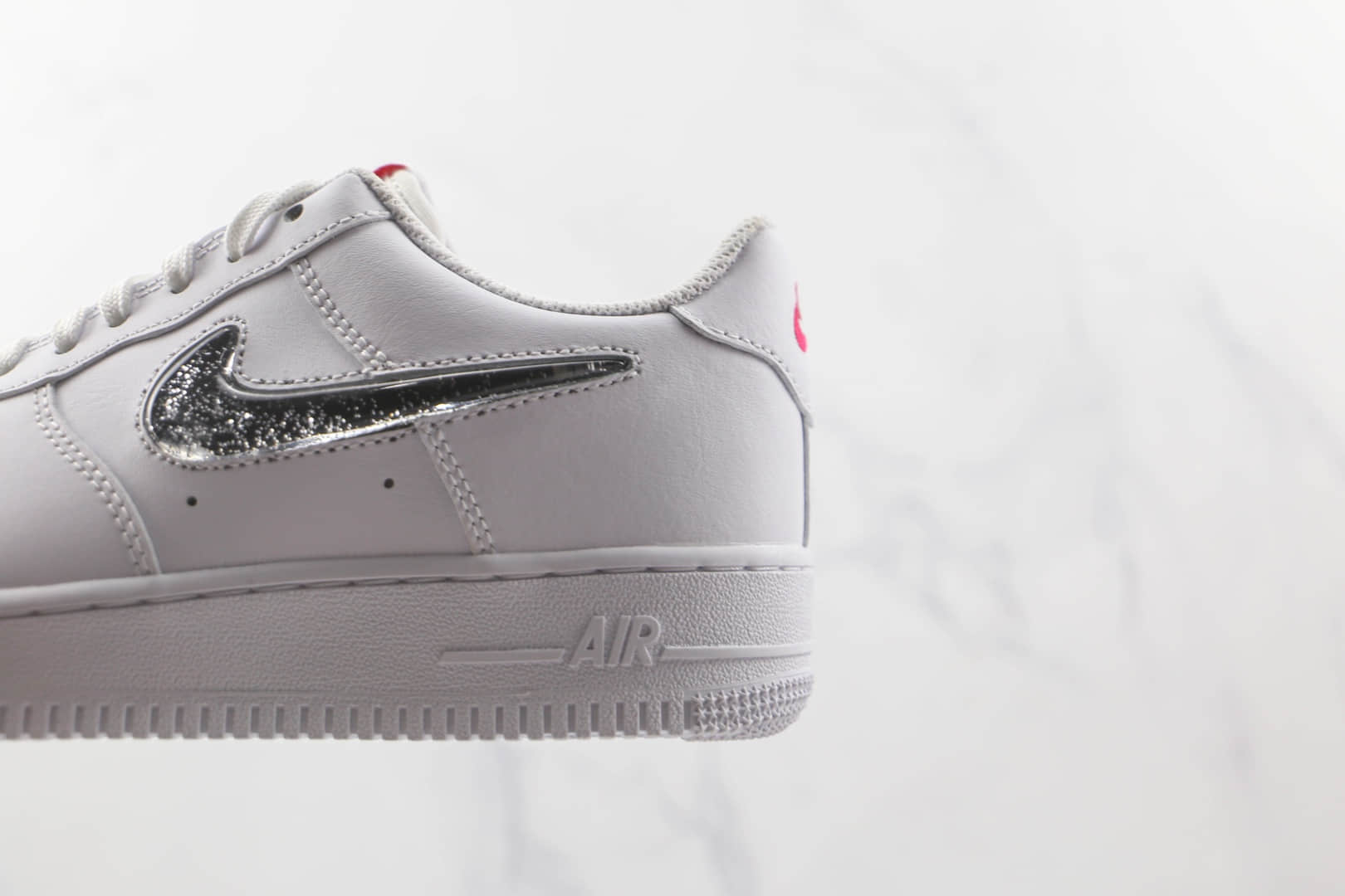 耐克Nike Air Force 1’07 Low纯原版本低帮AF1空军一号白色果冻钩原盒配件 货号：DC9651-100