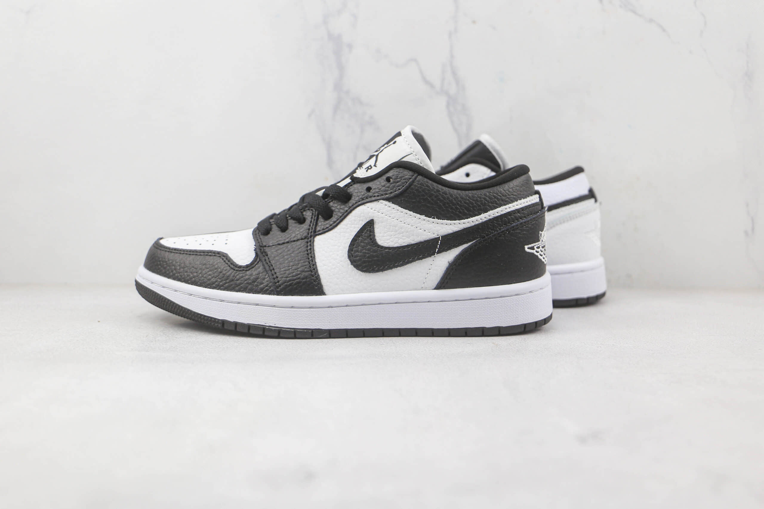 乔丹Air Jordan 1 Low Homage纯原版本低帮AJ1黑白阴阳熊猫板鞋原鞋开模一比一打造 货号：DR0502-101