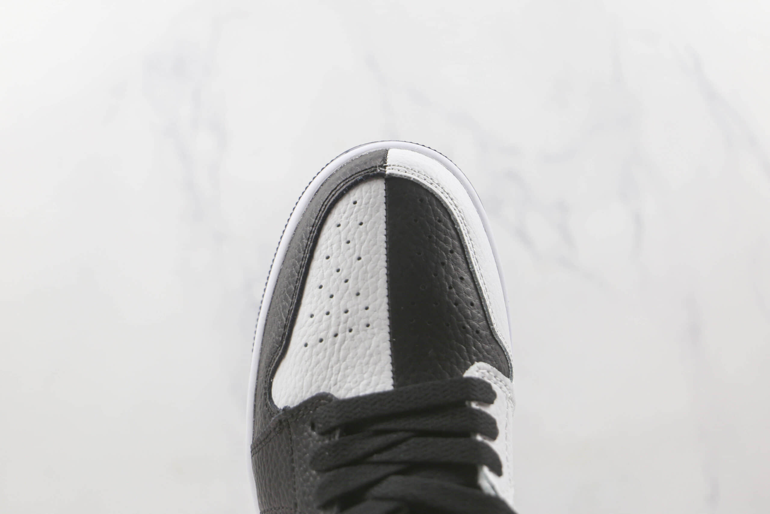 乔丹Air Jordan 1 Low Homage纯原版本低帮AJ1黑白阴阳熊猫板鞋原鞋开模一比一打造 货号：DR0502-101