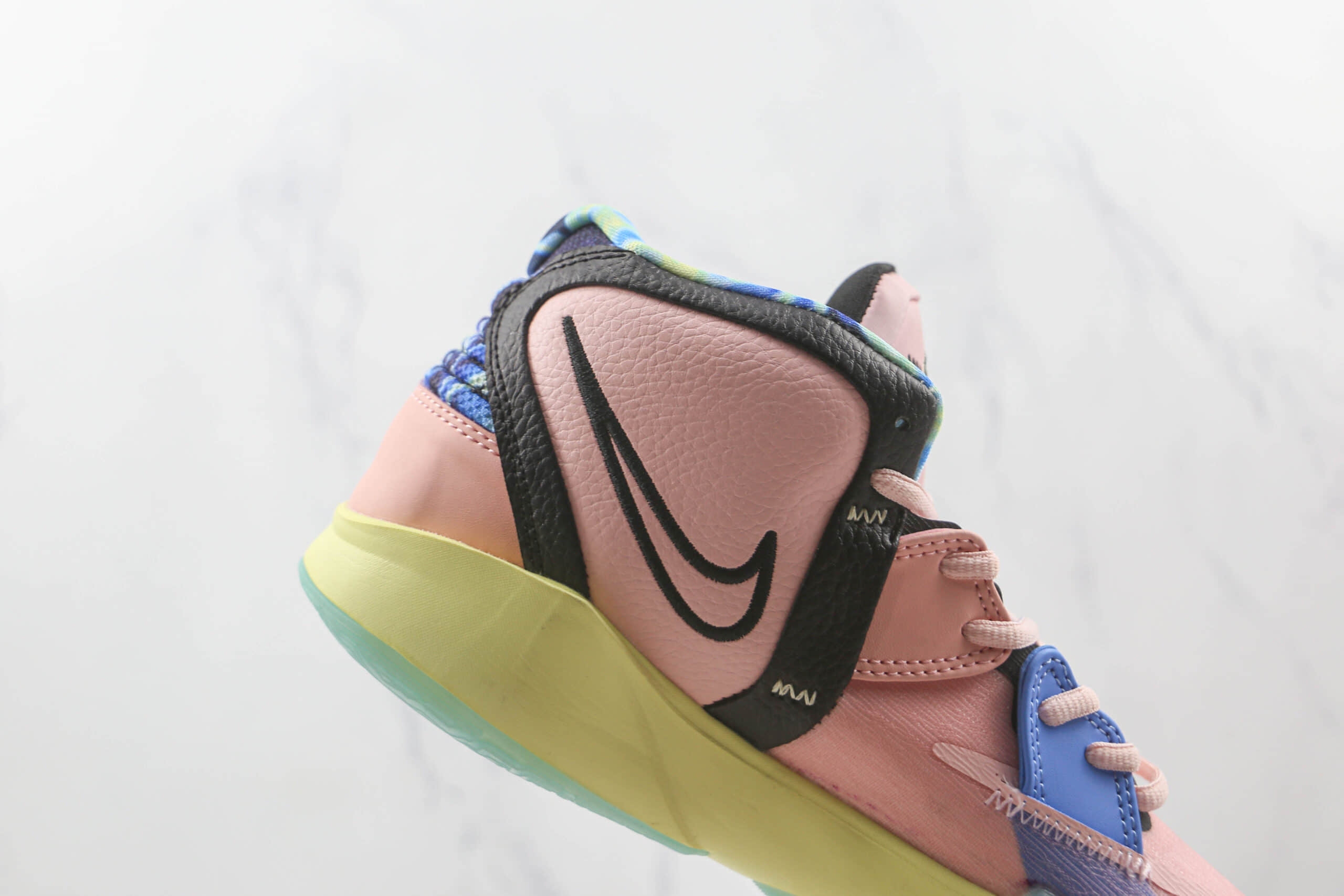 耐克Nike Kyrie Low 8 EP LR纯原版本欧文8代粉黑蓝色篮球鞋原楦头纸板打造 货号：DH5387-900