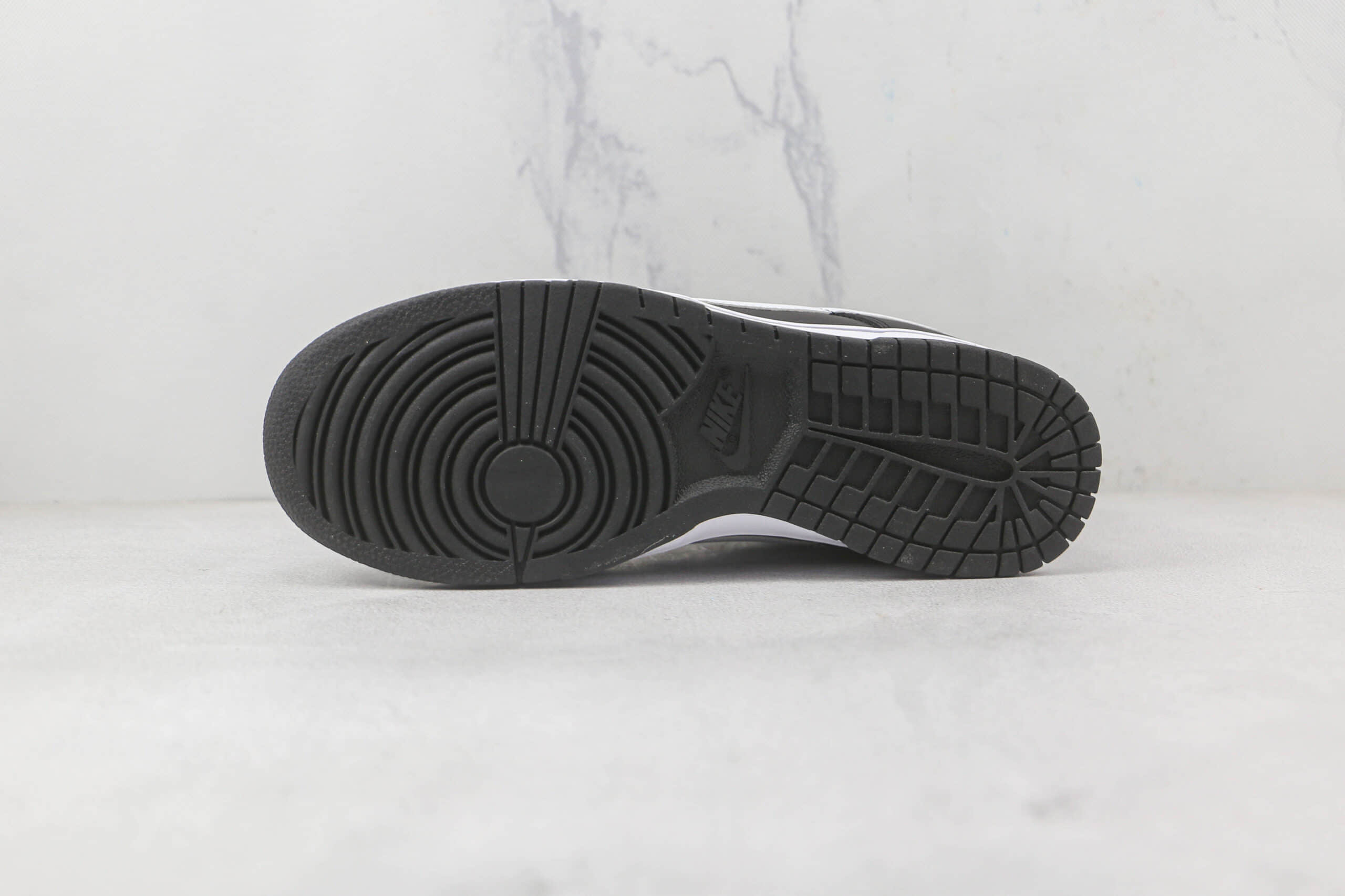 耐克Nike Dunk Low Retro纯原版本低帮DUNK黑白色板鞋内置气垫 货号：DJ6188-002