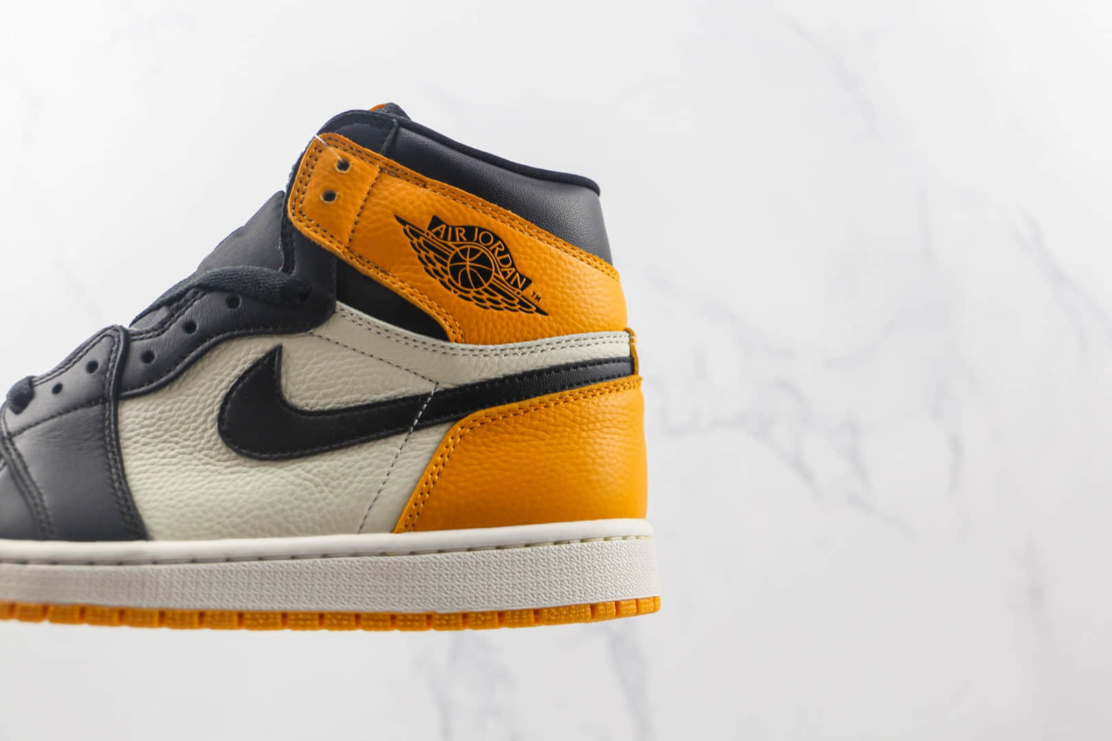 乔丹Air Jordan 1 High OG Yellow Toe纯原版本高帮AJ1黑黄脚趾篮球鞋原档案数据开发 货号：555088-711