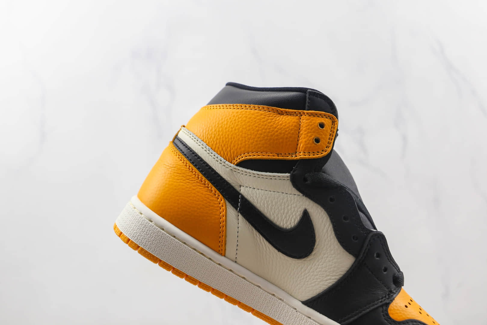 乔丹Air Jordan 1 High OG Yellow Toe纯原版本高帮AJ1黑黄脚趾篮球鞋原档案数据开发 货号：555088-711