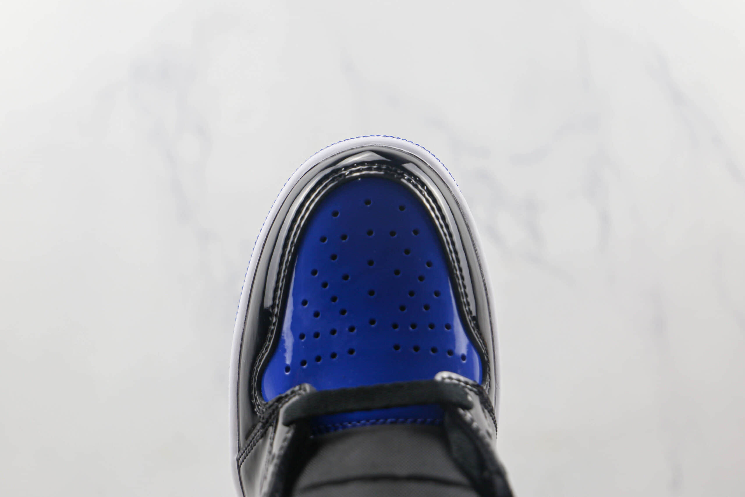 乔丹Air Jordan 1 high纯原版本高帮AJ1漆皮黑蓝脚趾小闪电篮球鞋原鞋开模 货号：555088-041