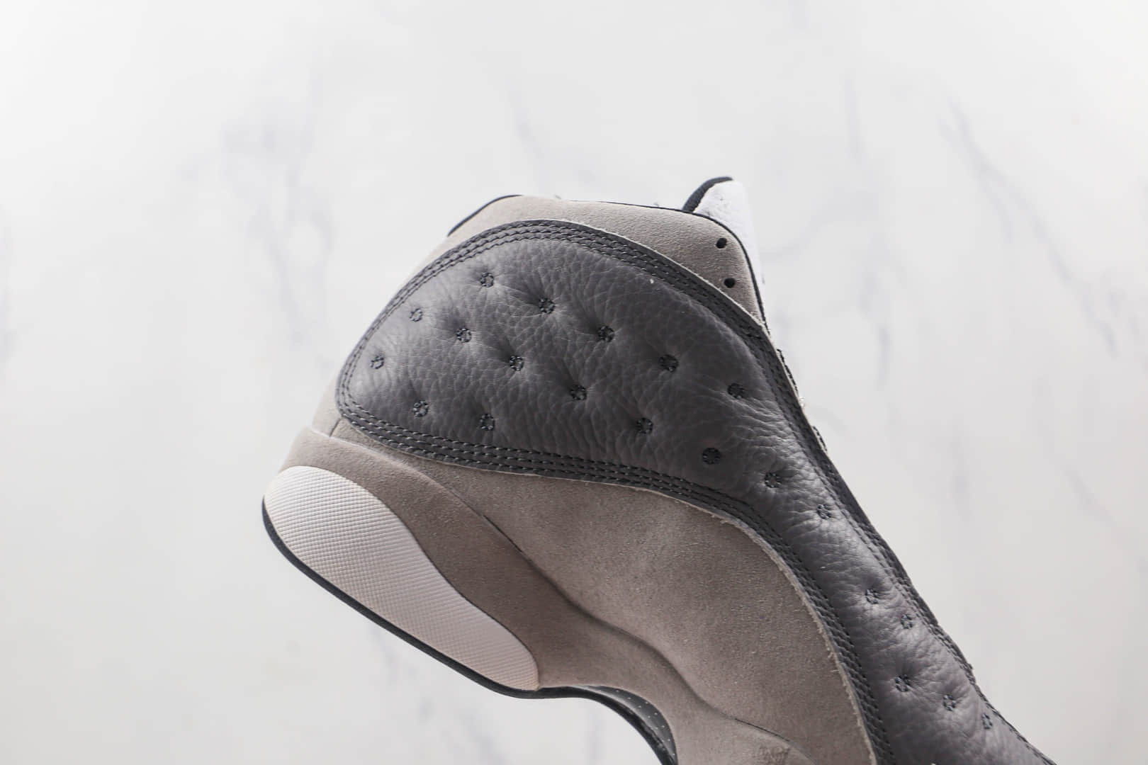 乔丹Air Jordan 13纯原版本雾霾灰白熊猫AJ13篮球鞋原楦头纸板打造 货号：414571-016
