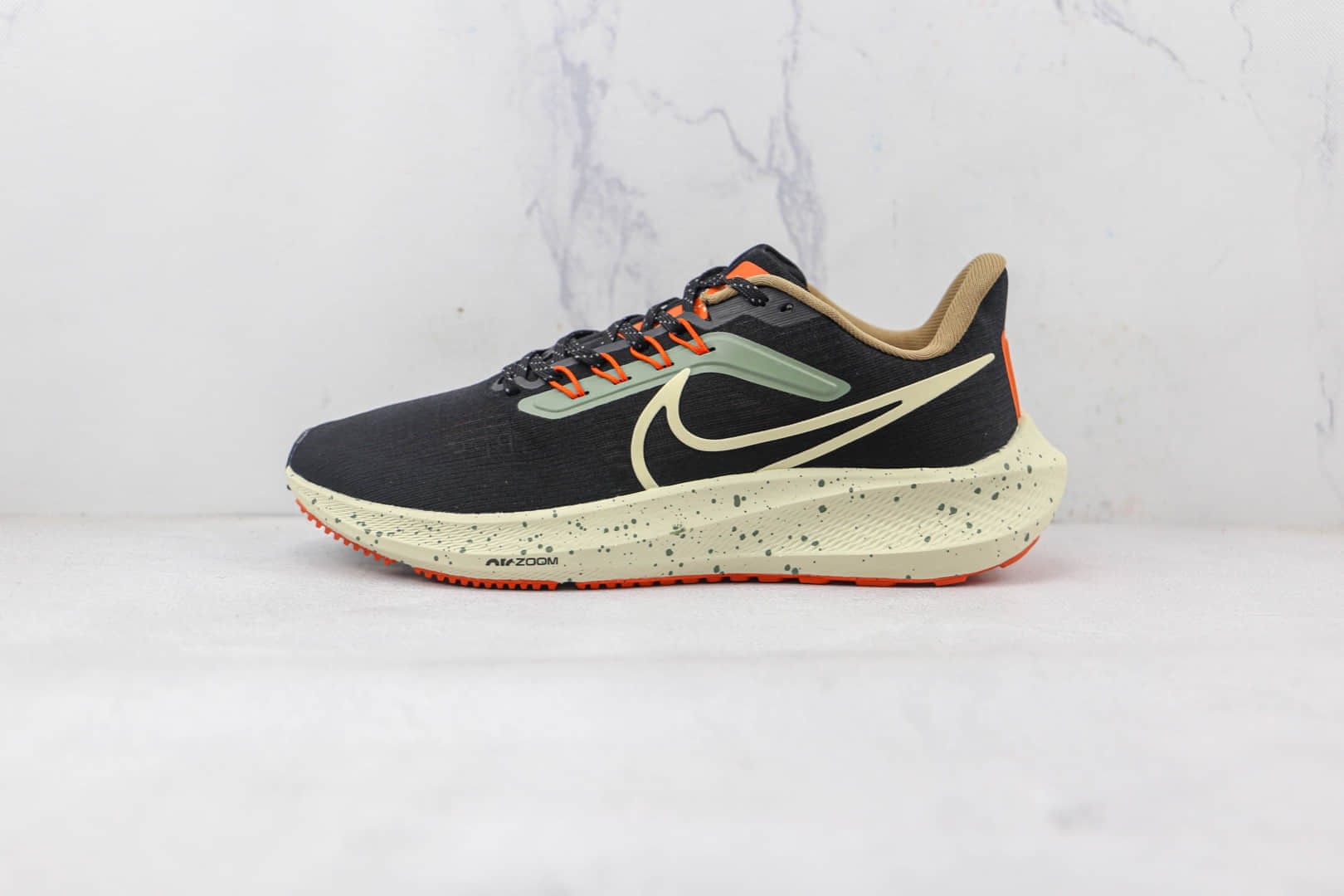 耐克Nike Air Zoom Pegasus 39纯原版本登月39代黑橙色慢跑鞋原楦头纸板打造 货号：DX6039-071