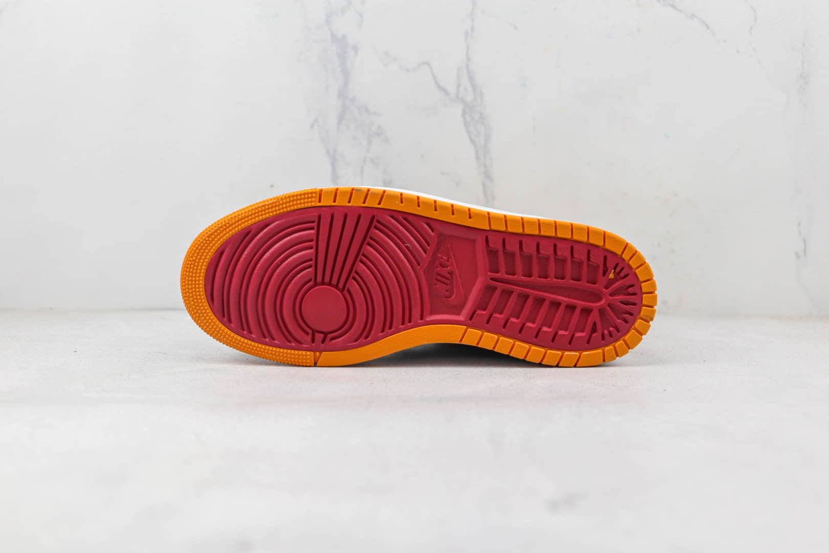 乔丹Air Jordan 1 Zoom CMFT Corduroy纯原版本中帮AJ1南瓜橙色板鞋原鞋开模一比一打造 货号：CT0978-200
