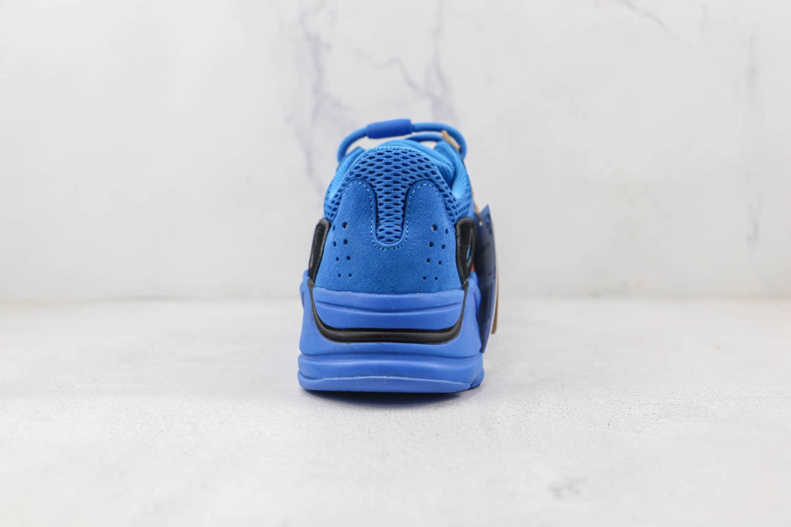 阿迪达斯Adidas Yeezy Boost 700 Hi-Res Blue纯原版本椰子700黑篮紫色爆米花老爹鞋原档案数据开发 货号：HP6674