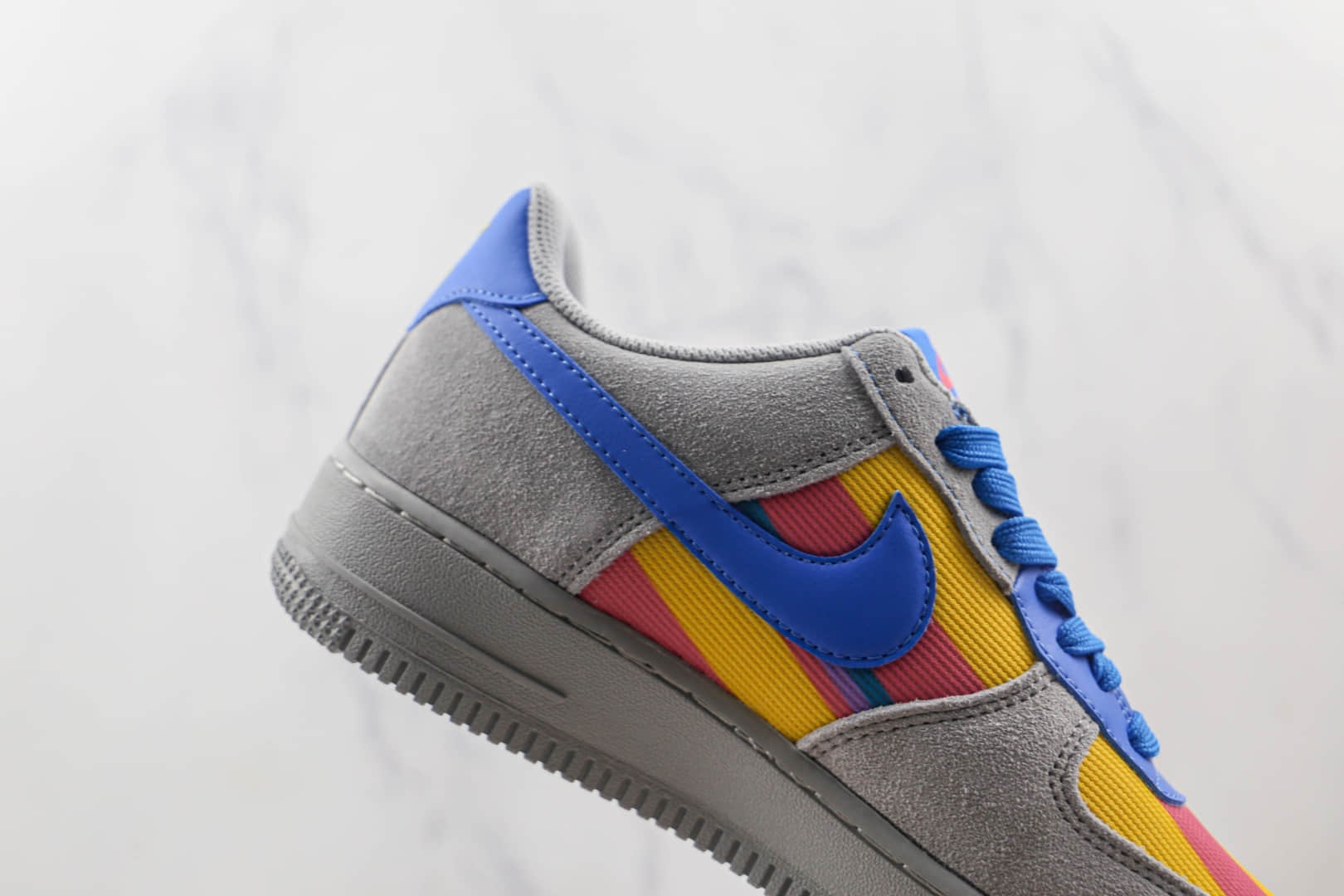 耐克Nike Air Force 1 07 Low纯原版本低帮空军一号灰蓝色板鞋内置气垫 货号：DR1314-002