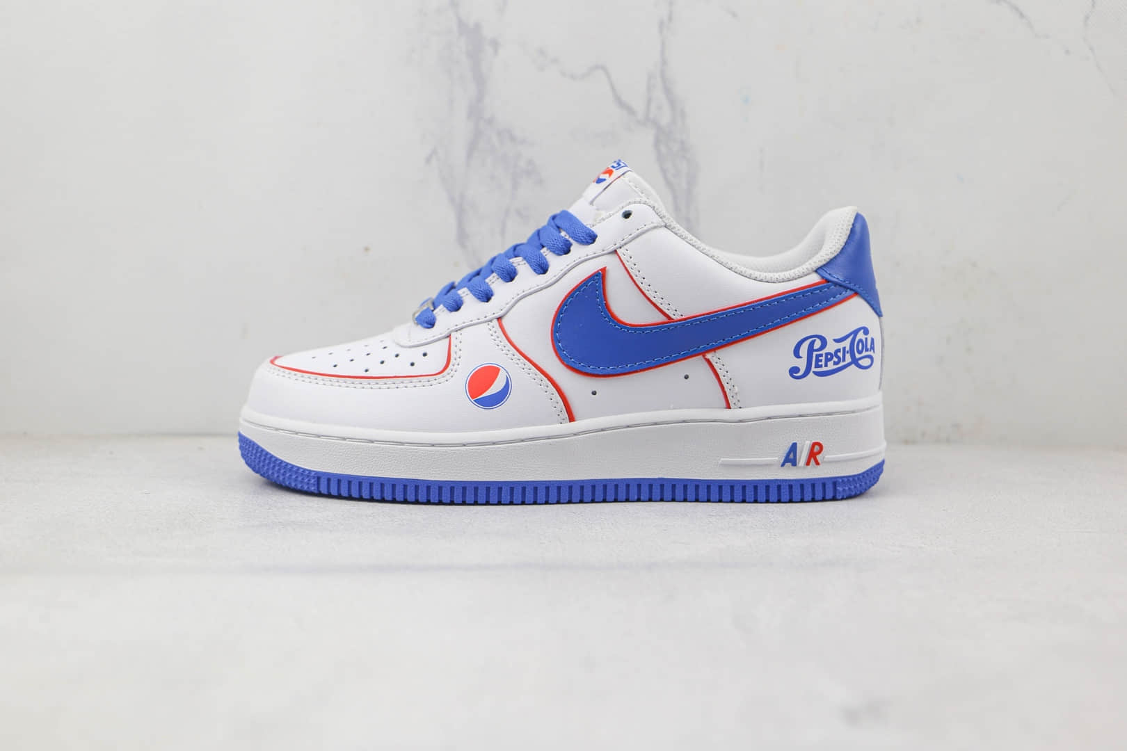 耐克Nike Air Force 1’07 Low百事可乐联名款纯原版本低帮空军一号白蓝红色板鞋内置气垫 货号：BS8856-113