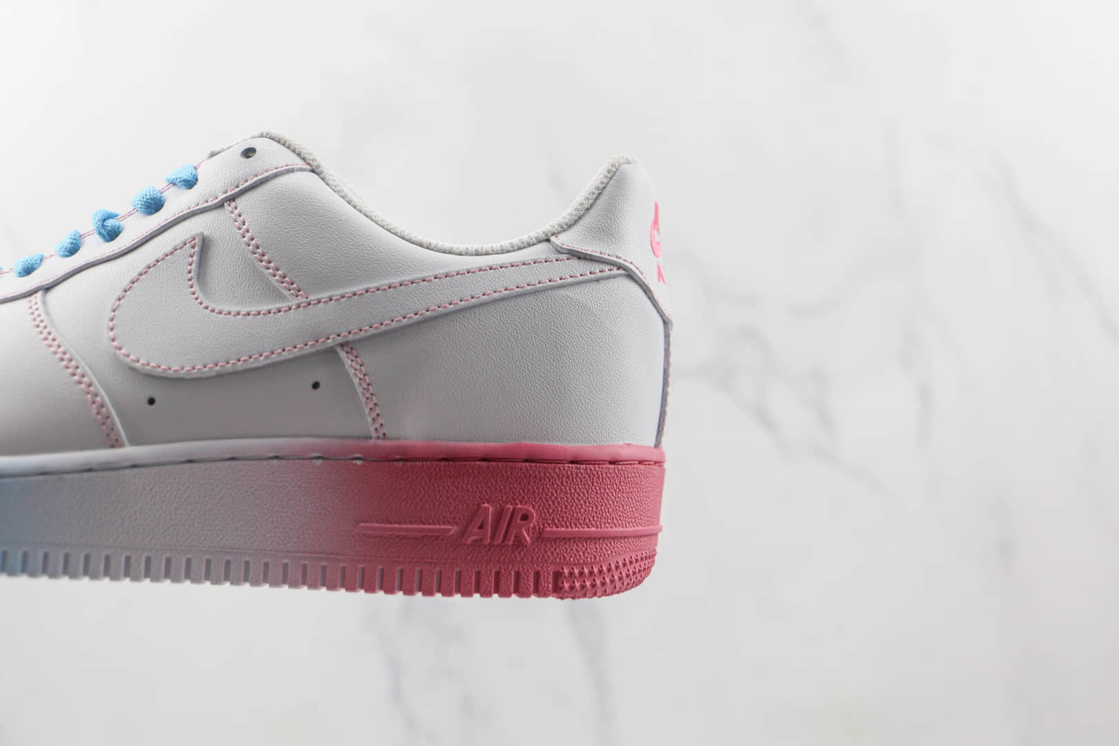 耐克Nike Air Force 1’07 Low纯原版本低帮空军一号蓝粉涂鸦板鞋内置气垫 货号：AF1234-008