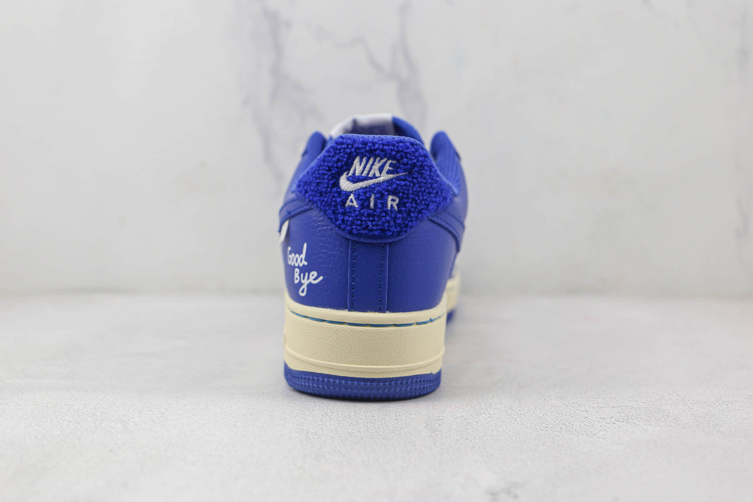 耐克Nike Air Force 1’07 Low纯原版本低帮空军一号Good Bye印花蓝色板鞋原楦头纸板打造 货号：DO5220-165