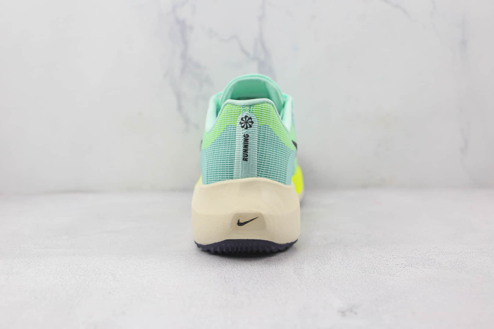 耐克NikeZoom Fly 5纯原版本蒂芙尼绿碳板跑步鞋原楦头纸板打造 货号：DM8968-300