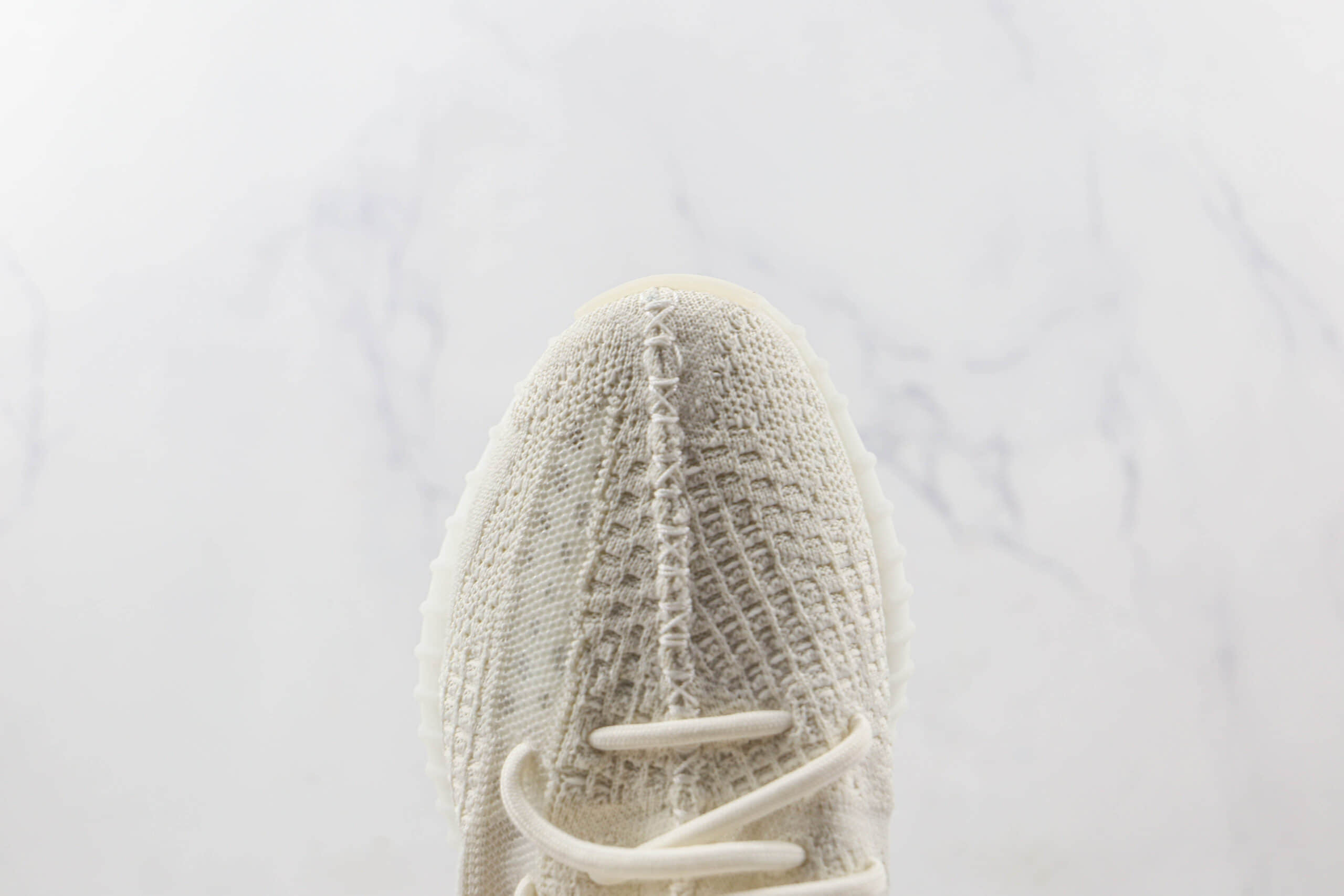 阿迪达斯Adidas Yeezy Boost 350v2纯原版本白色镂空配色爆米花跑鞋原鞋开模一比一打造 货号：HQ6316