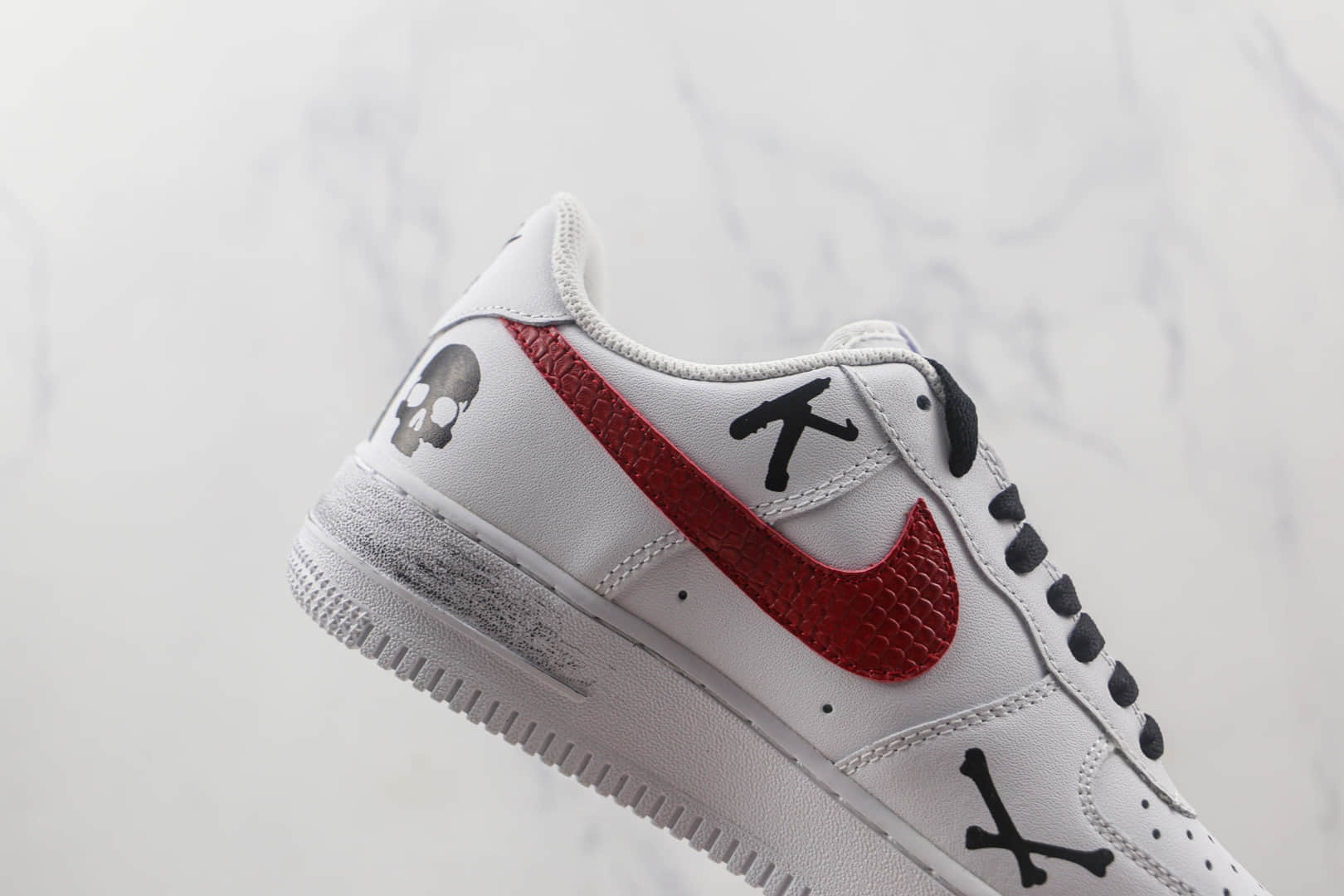 耐克Nike Air Force 1 07 Low纯原版本低帮空军一号狼爪涂鸦配色板鞋内置气垫 货号：CW2288-111