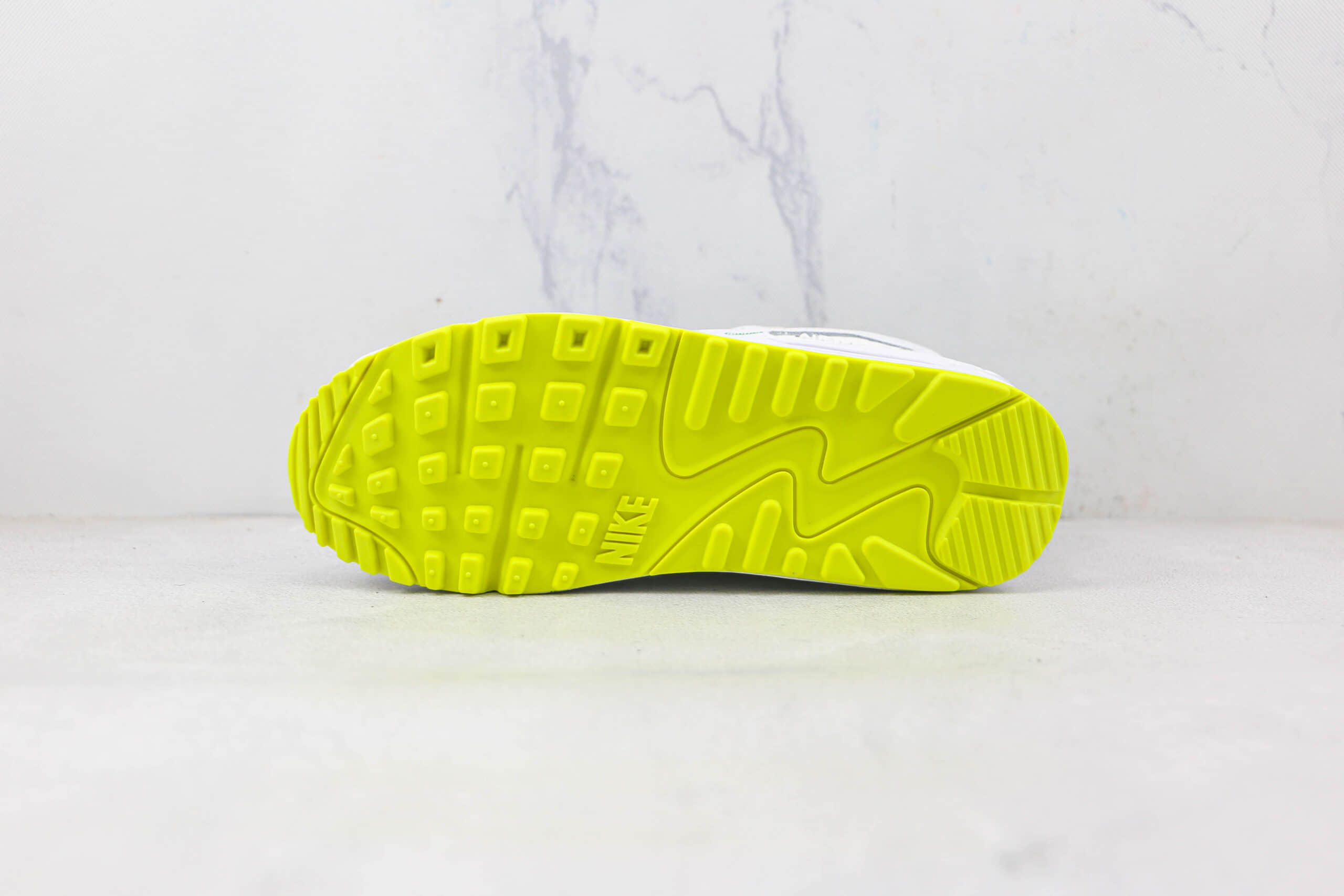 耐克Nike Air Max 1纯原版本白蓝黄Max1气垫鞋原楦头纸板打造 货号：CK7069-100