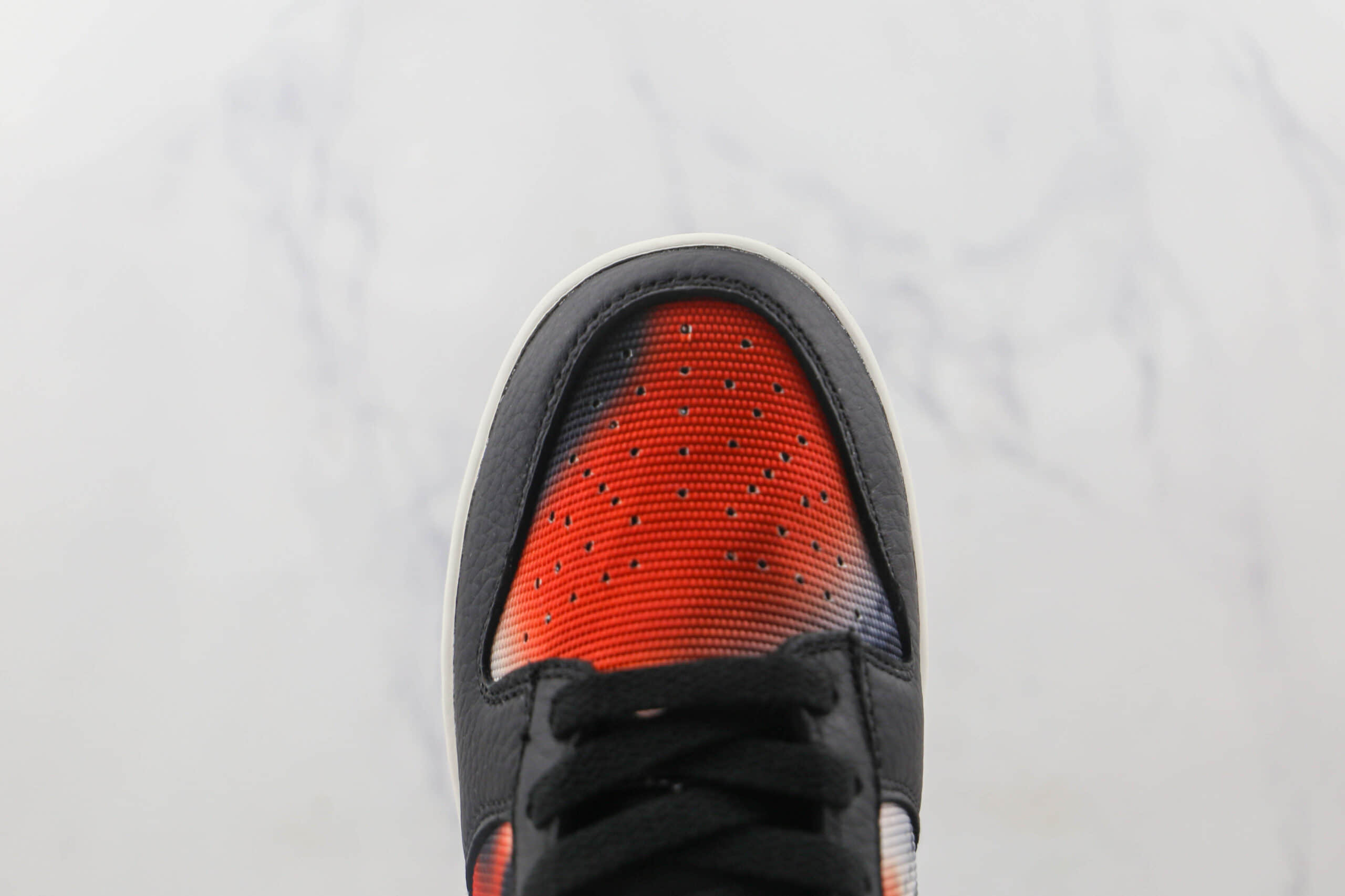 耐克Nike SB Zoom Dunk Low Graffti纯原版本低帮SB DUNK黑橙色板鞋原楦头纸板打造 货号：DM0108-001