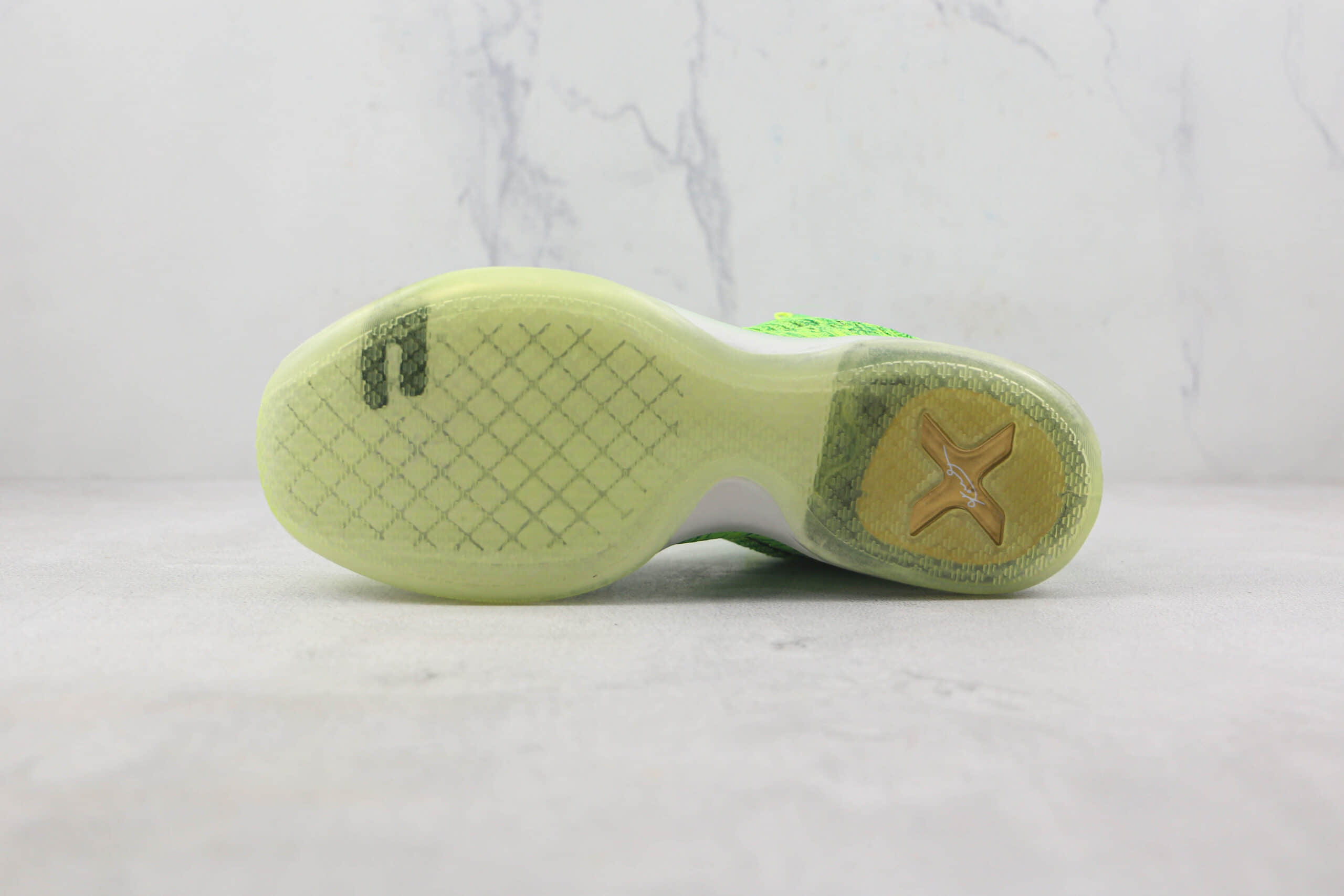 耐克Nike Kobe 10 Elite Low莆田纯原复刻版本科比十代青蜂侠配色篮球鞋内置气垫支持实战 货号：802817-901