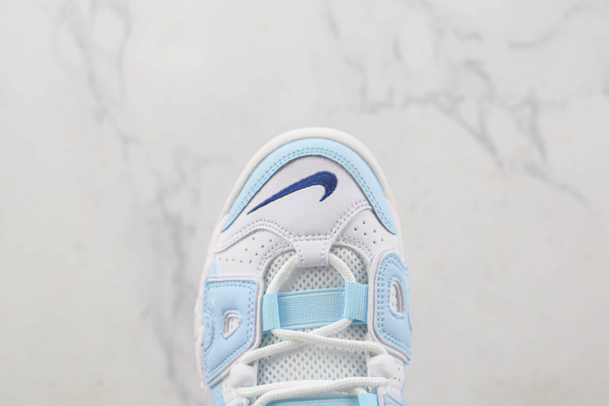 耐克Nike Air More Uptempo莆田纯原复刻版本皮蓬珍珠白蓝渐变篮球鞋原档案数据开发 货号：DH9719-100