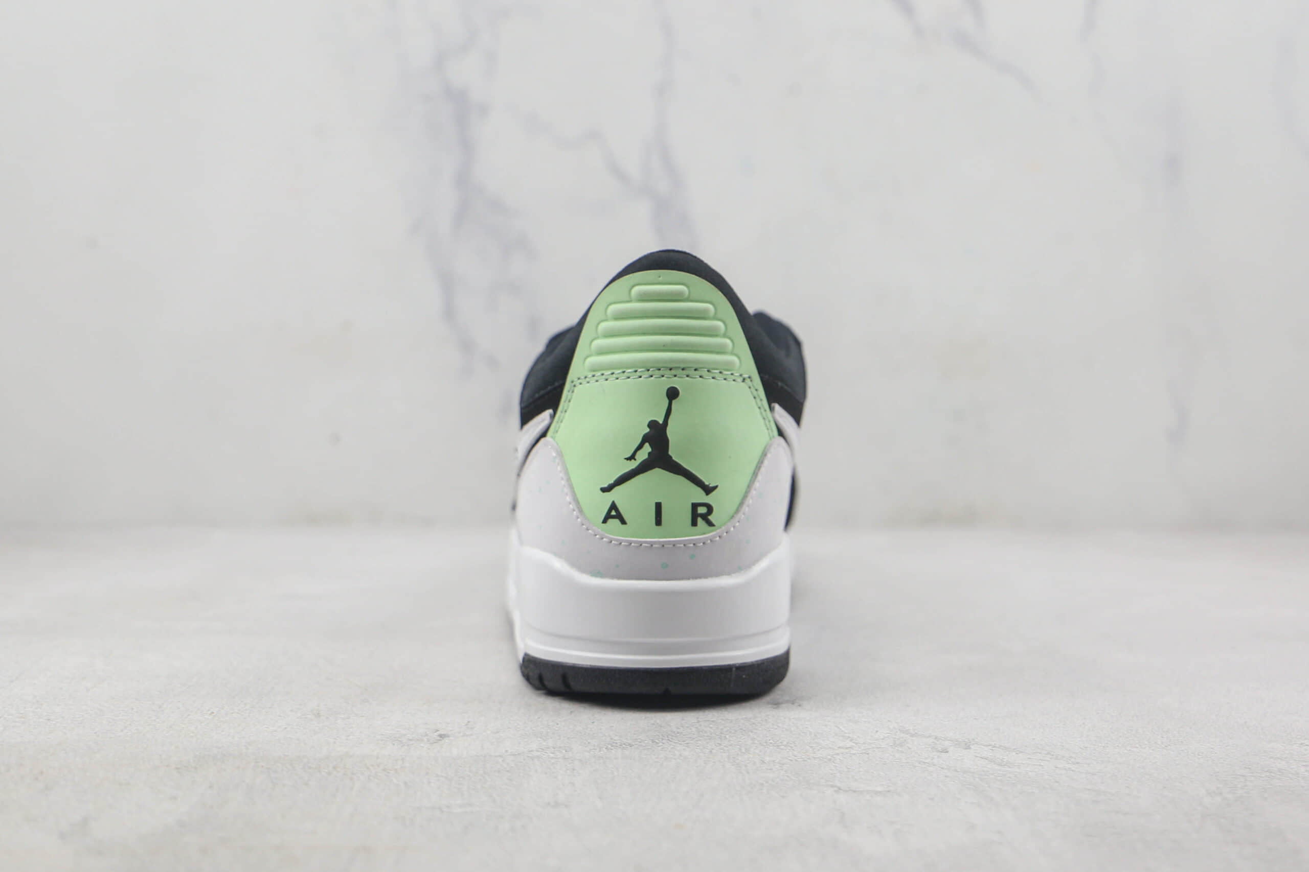 乔丹Air Jordan Legacy 312 low莆田纯原复刻版本AJ312夜光黑白绿配色板鞋原楦头纸板打造 货号：CJ5500-013