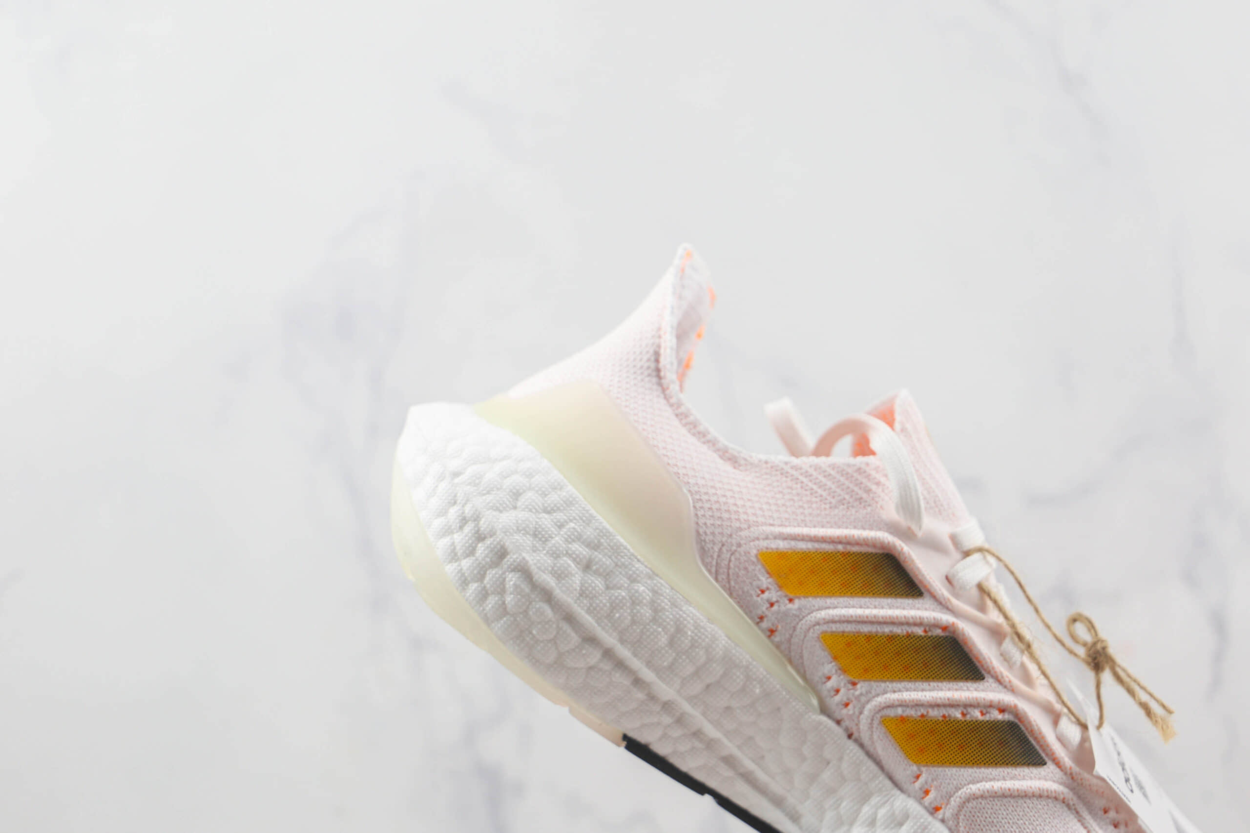 阿迪达斯Adidas Ultra Boost 22 Consortium莆田纯原复刻版本UB8.0淡粉色爆米花跑鞋原楦头纸板打造 货号：GX8057