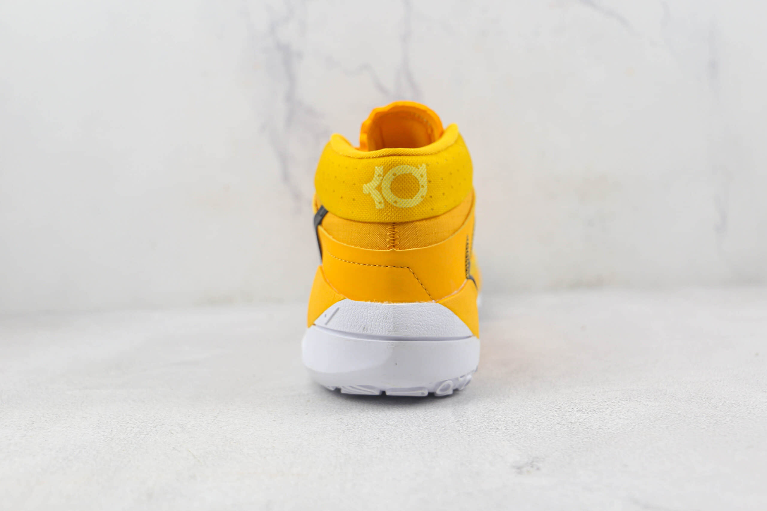 耐克Nike Zoom KD13 EP莆田纯原复刻版本杜兰特13代白黄色实战篮球鞋原档案数据开发 货号：CW4115-702