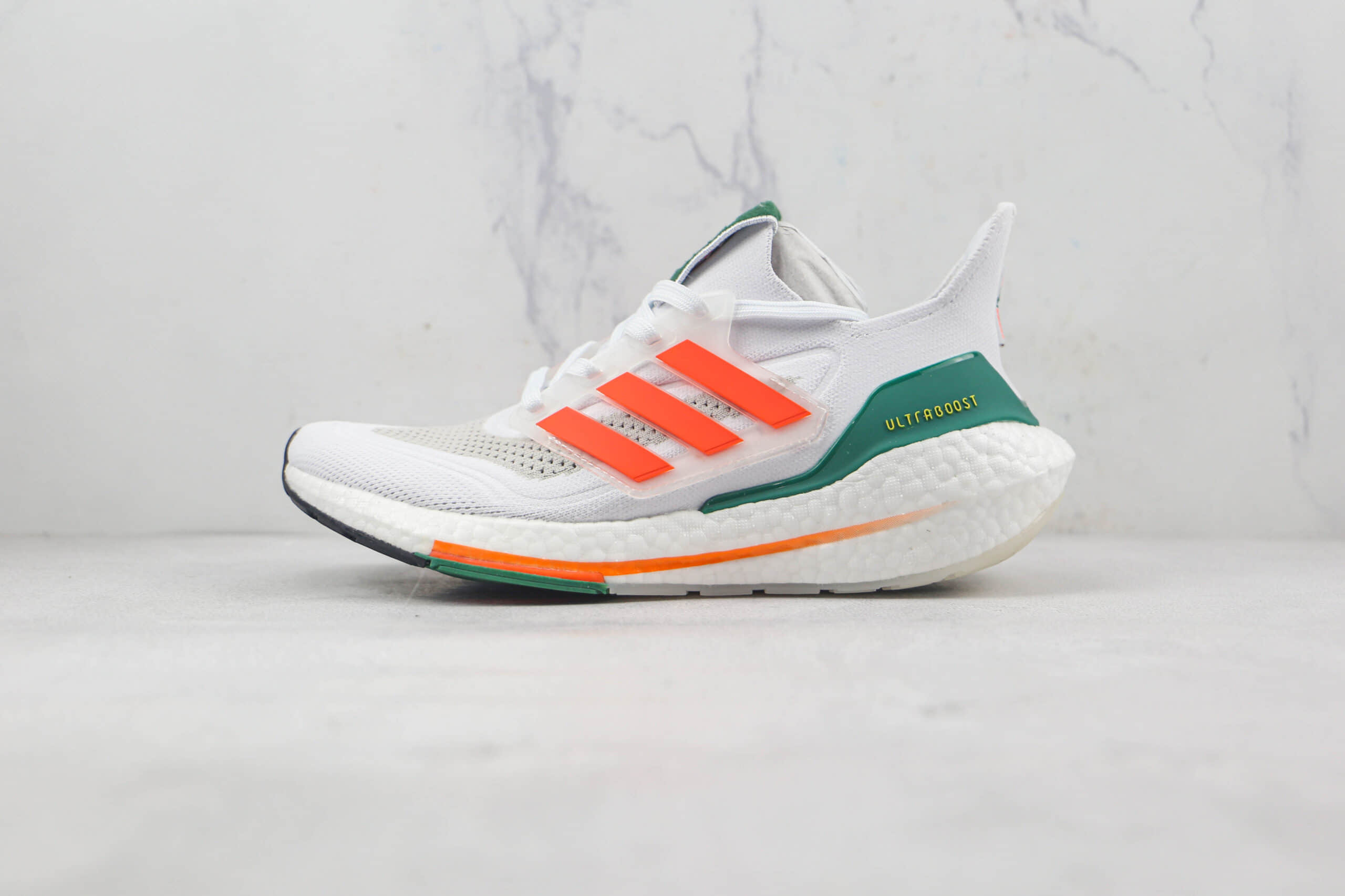 阿迪达斯adidas ultra boost 2021莆田纯原复刻UB7.0爆米花跑鞋原楦头纸板打造 货号：GX7966