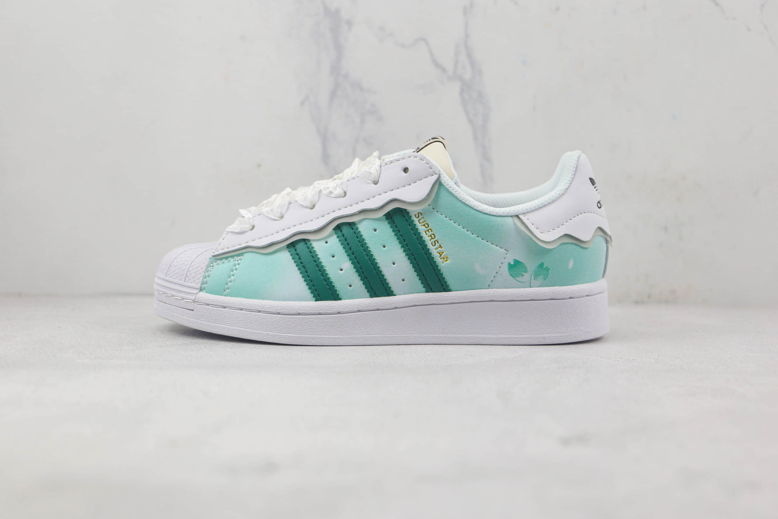 阿迪达斯adidas Originals Superstar莆田纯原复刻三叶草贝壳头樱花少女心奶油配色板鞋原鞋开模 货号：GW4441