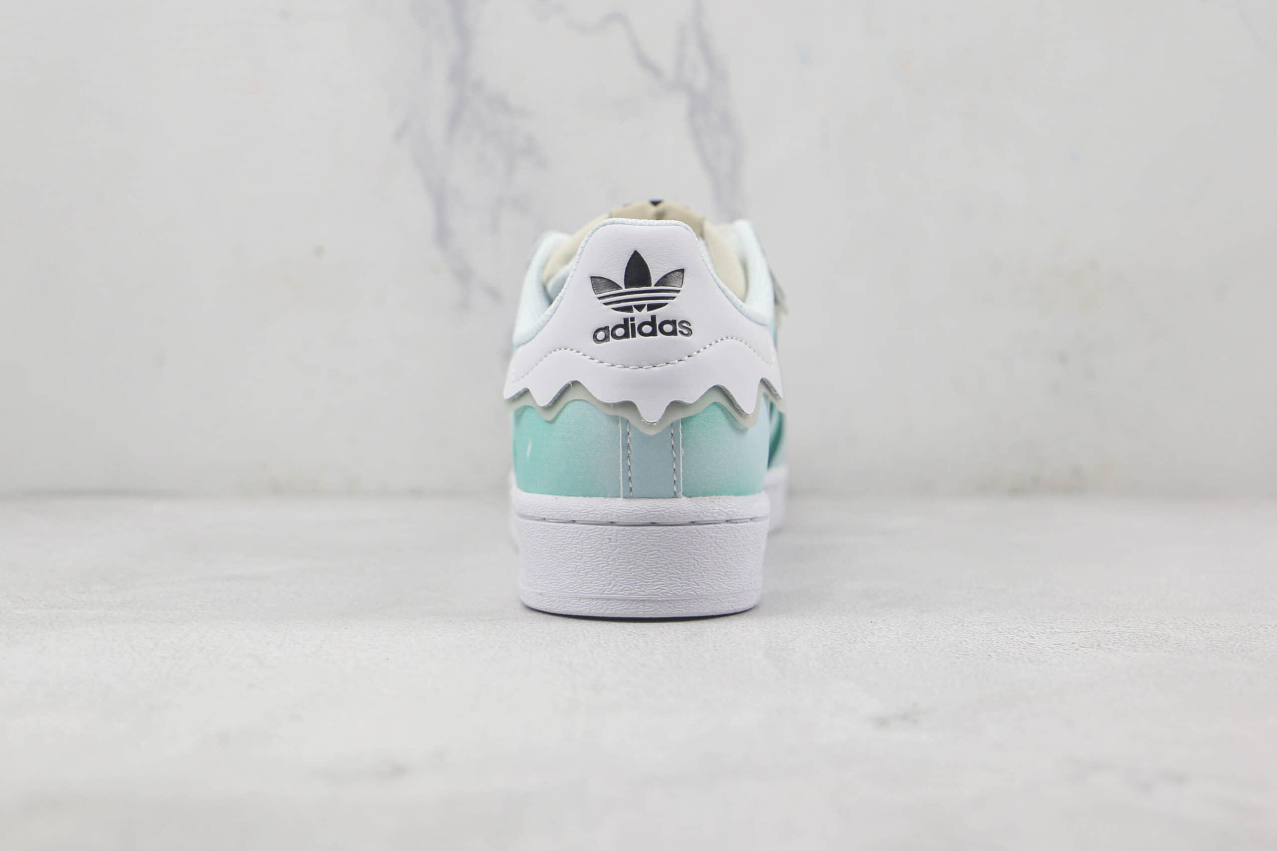 阿迪达斯adidas Originals Superstar莆田纯原复刻三叶草贝壳头樱花少女心奶油配色板鞋原鞋开模 货号：GW4441