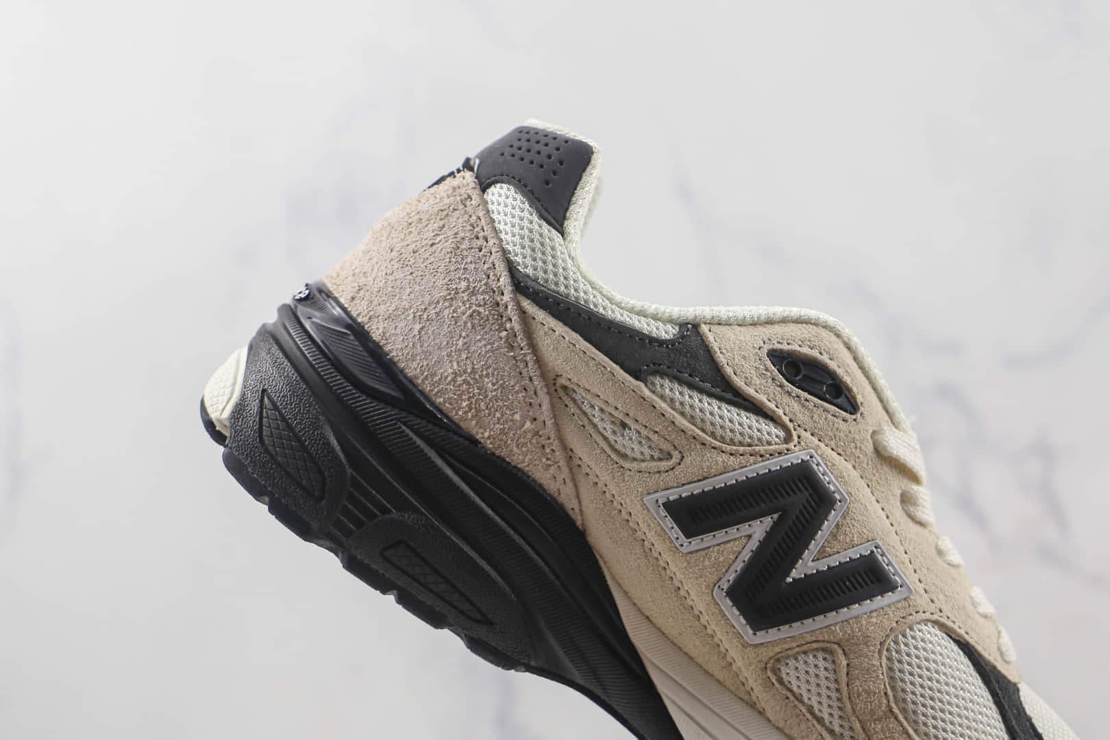新百伦New Balance 990V4天花板纯原版本NB990V4碳板复古跑步鞋原档案数据开发 货号：M990AD3