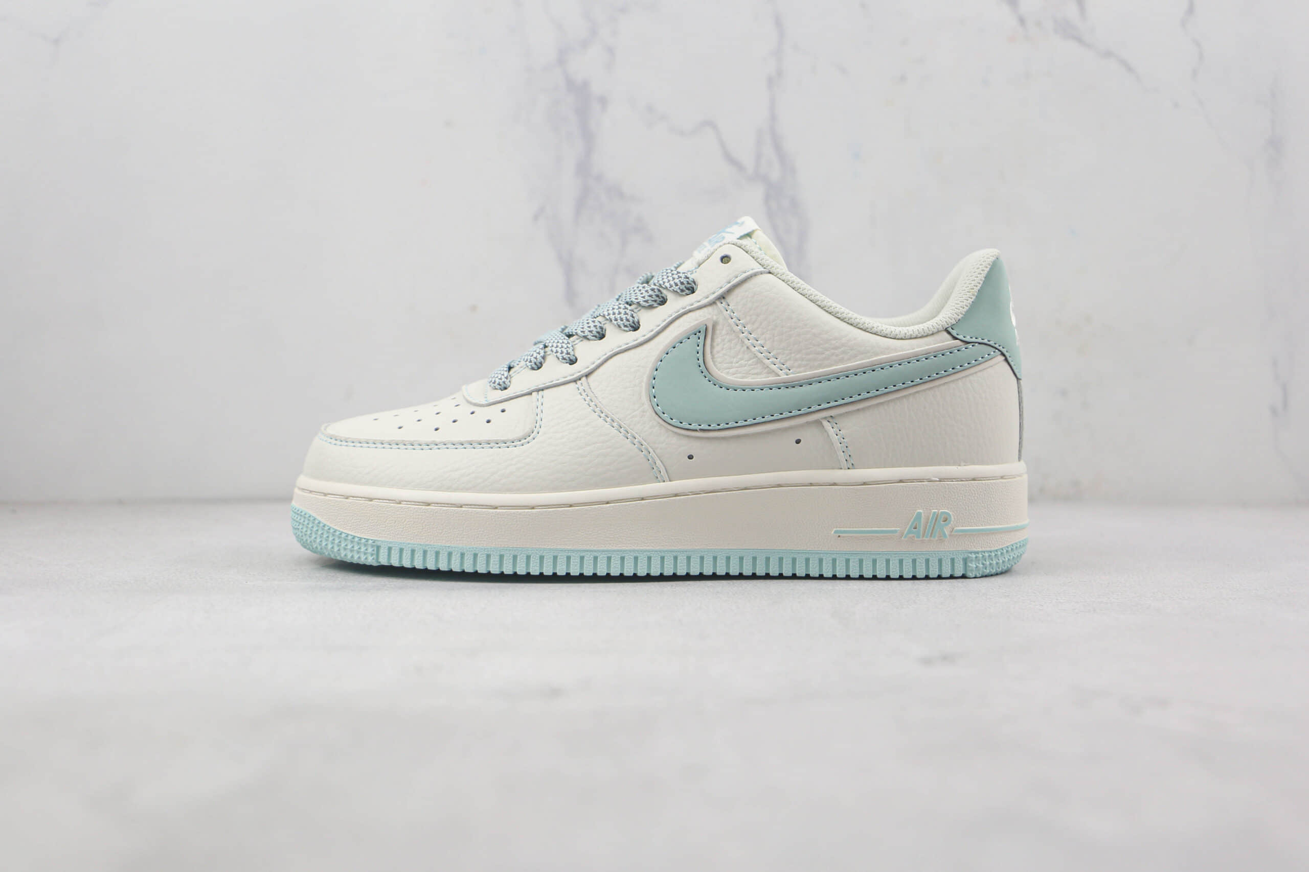 耐克Nike Air Force 1’07 Low天花板纯原版本低帮空军一号蒂芙尼蓝配色板鞋原楦头纸板打造 货号：TU6536-156