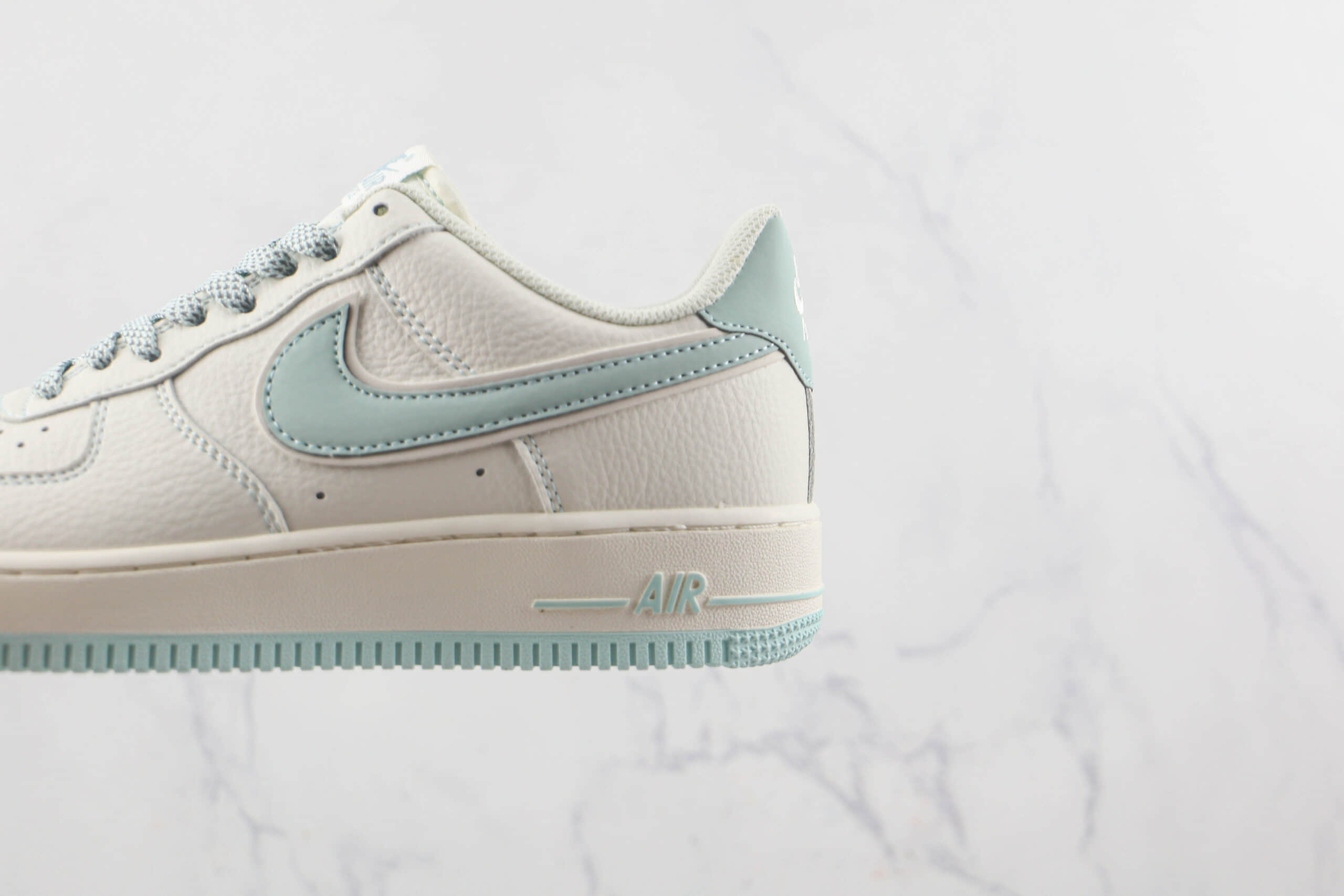 耐克Nike Air Force 1’07 Low天花板纯原版本低帮空军一号蒂芙尼蓝配色板鞋原楦头纸板打造 货号：TU6536-156