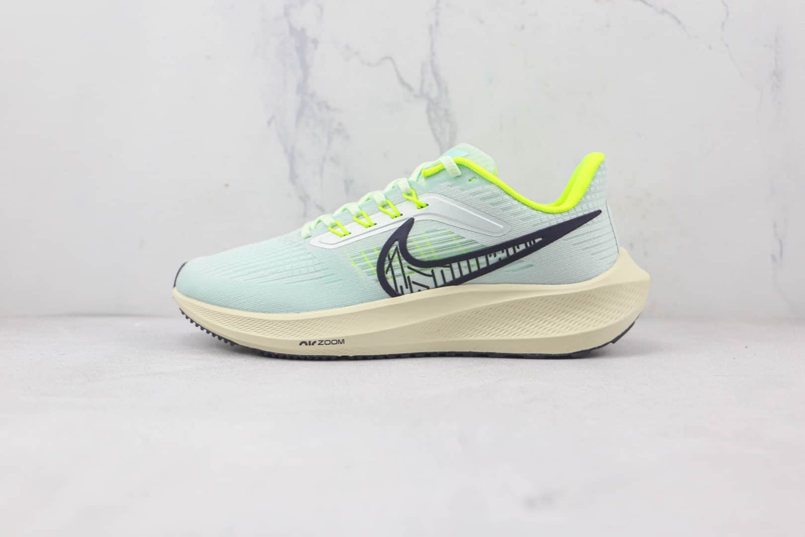 耐克Nike Air Zoom Pegasus登月39代浅绿色莆田纯原复刻针织透气慢跑鞋 货号：DH4071-301